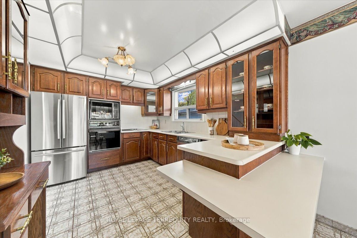 169 Grandravine Drive Property Photo 13