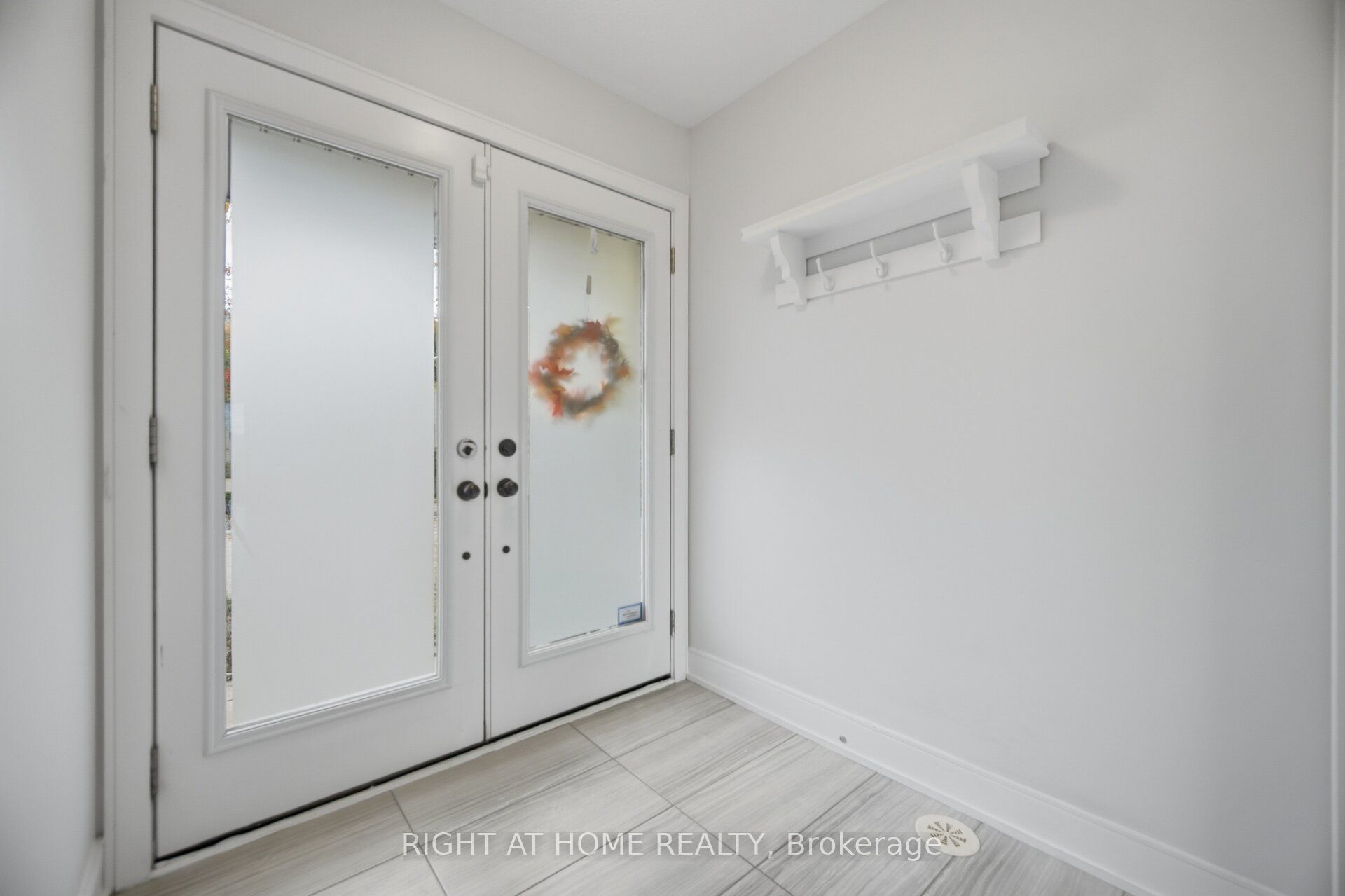 36 Whitehorn Lane Property Photo 3