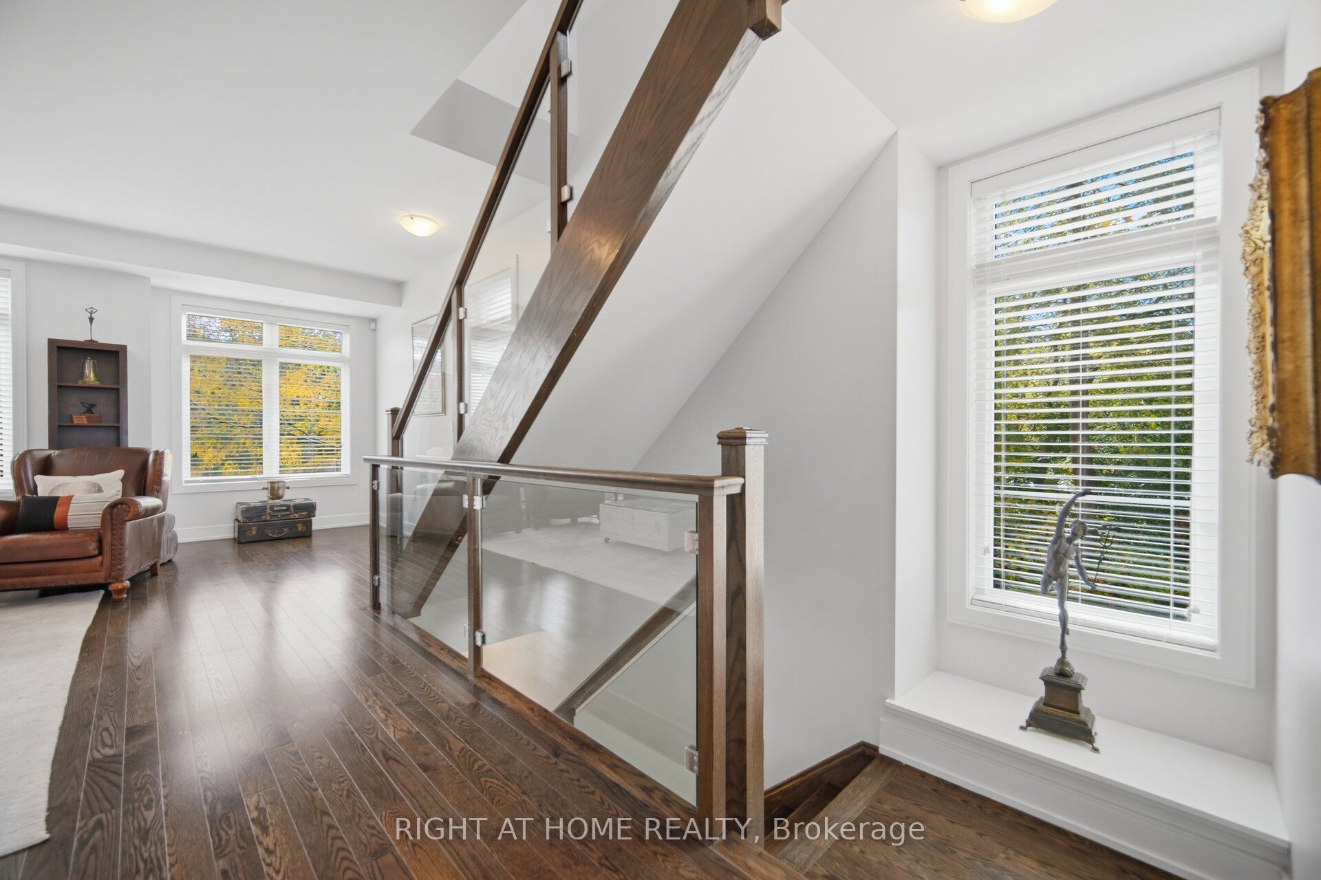 36 Whitehorn Lane Property Photo 5
