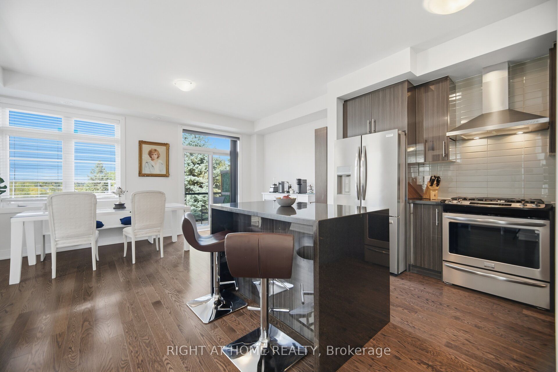 36 Whitehorn Lane Property Photo 12