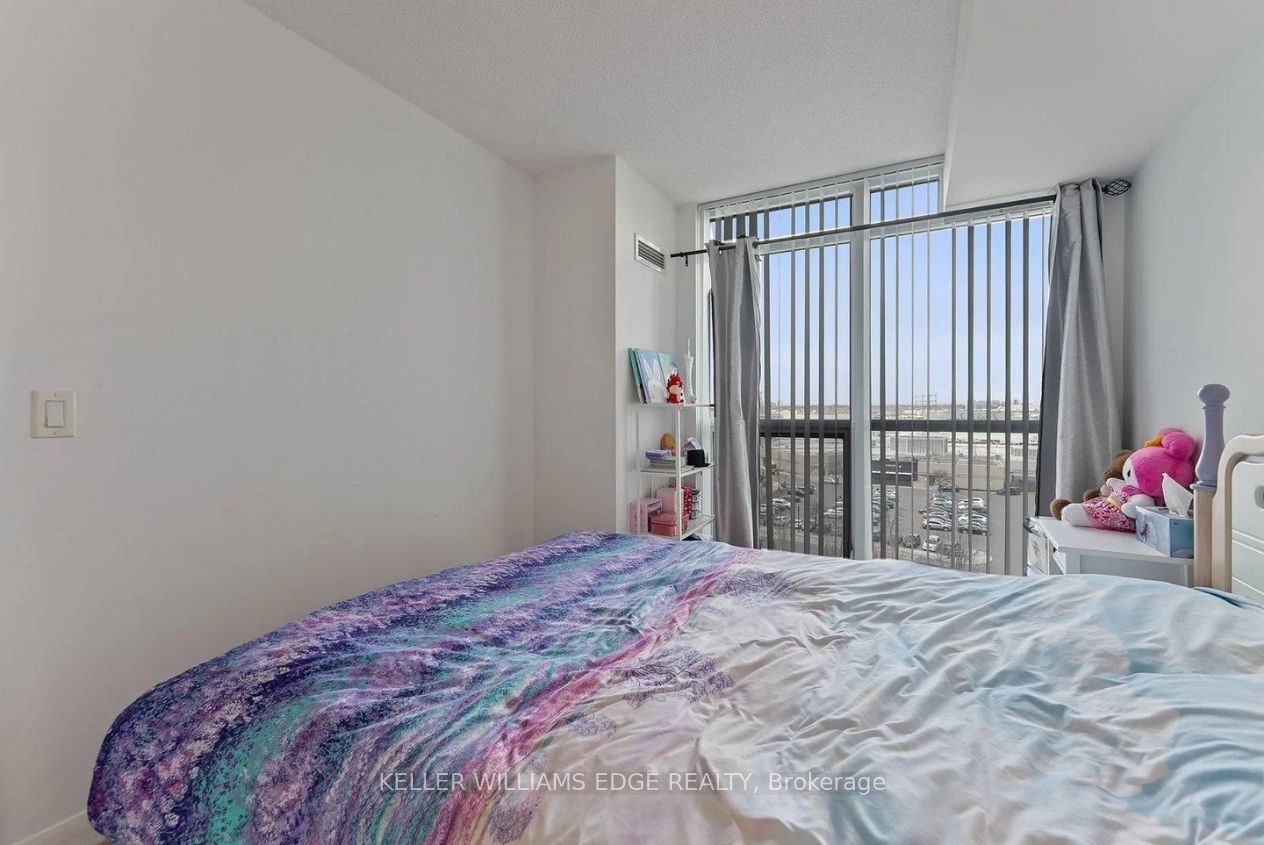 215 Sherway Gardens Road 809 Property Photo 12