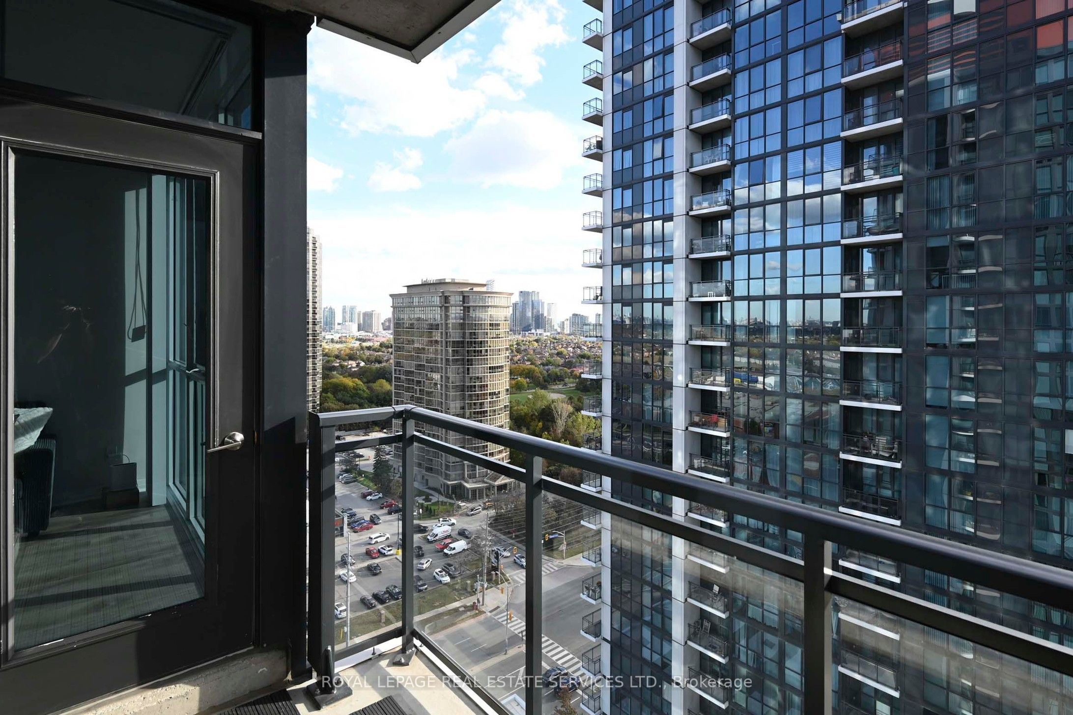 55 Eglinton Avenue W 1701 Property Photo 31