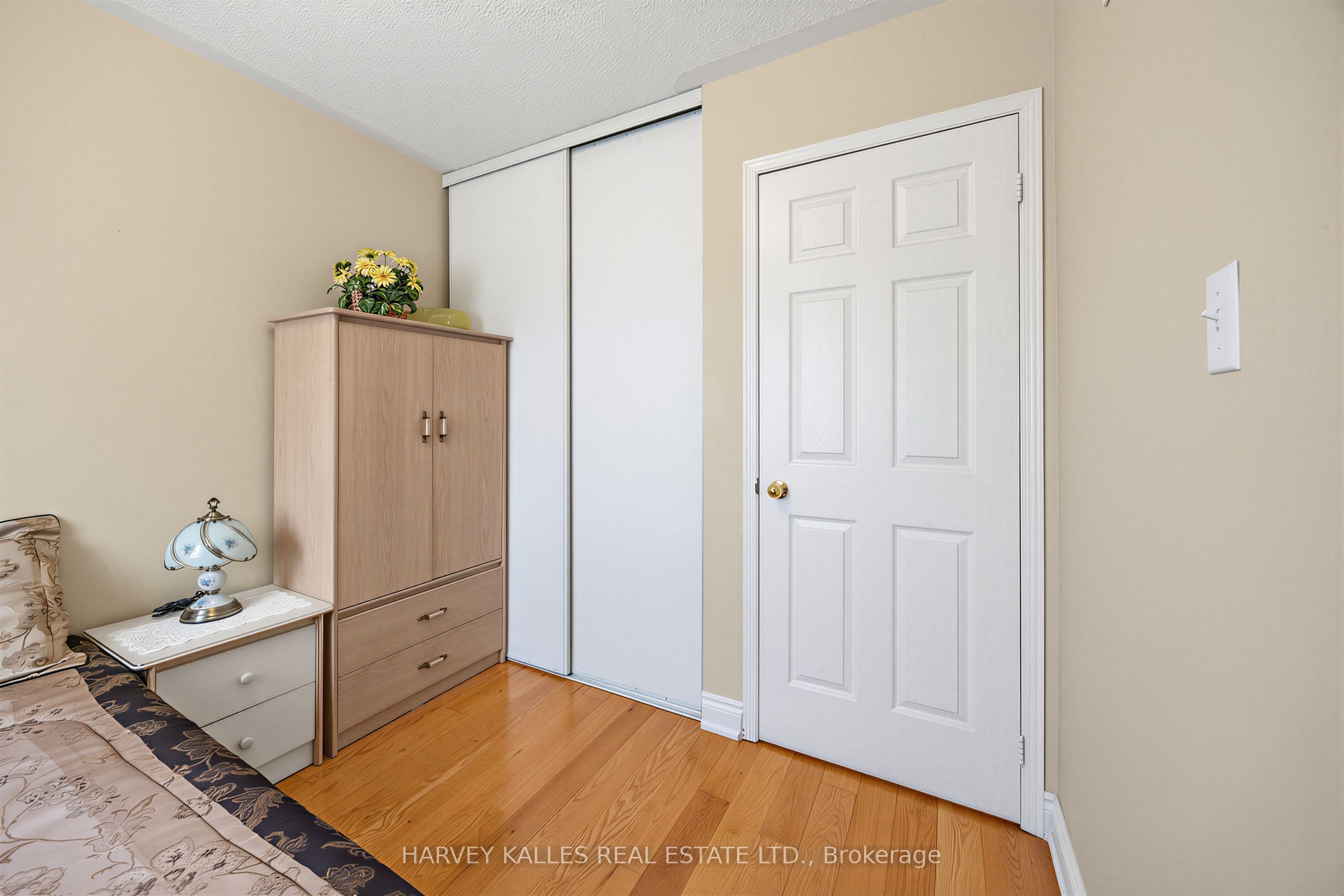 39 Ridgefield Court Property Photo 20