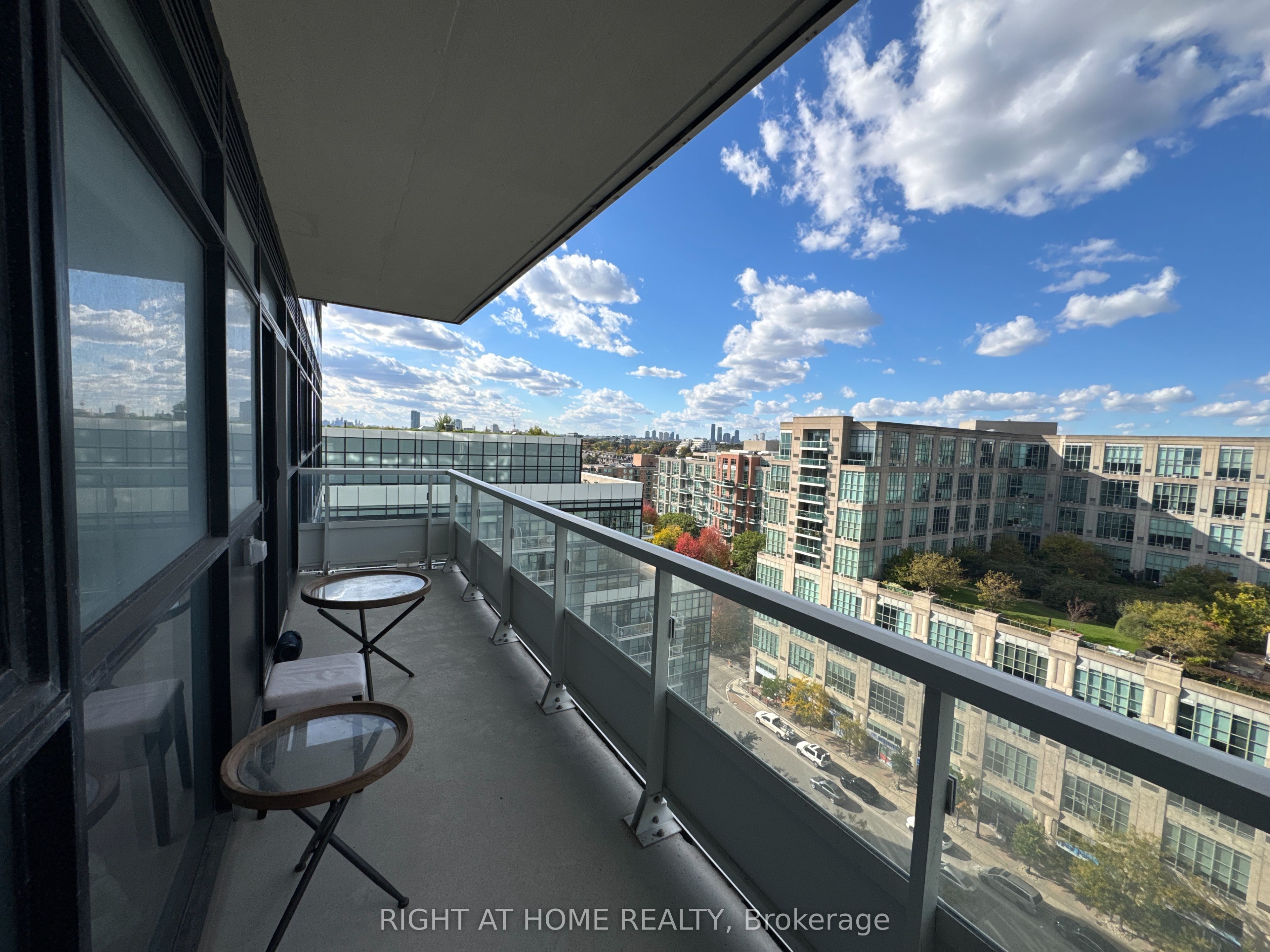 251 Manitoba Street 1411 Property Photo 16