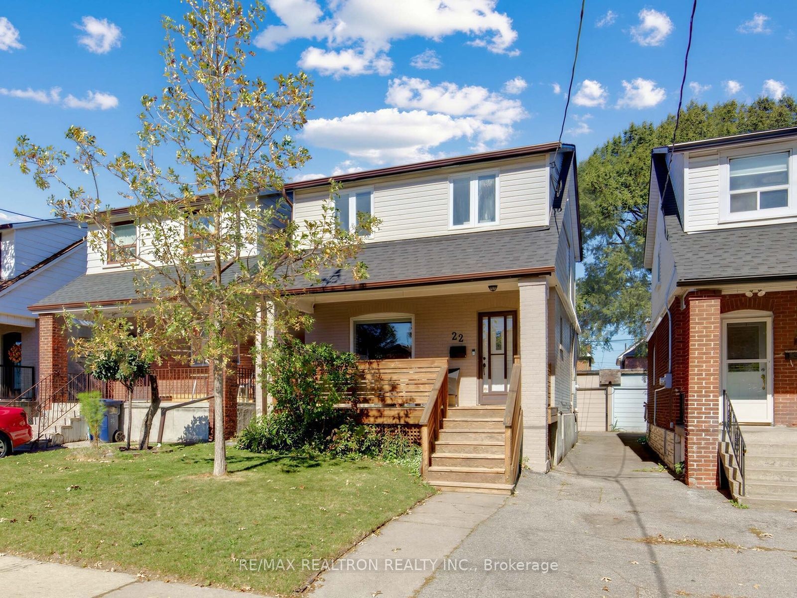22 Mahoney Avenue Property Photo 1