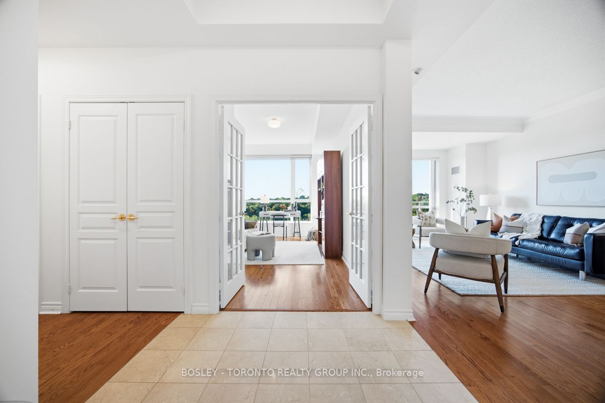 2662 Bloor Street W 1001 Property Photo 13
