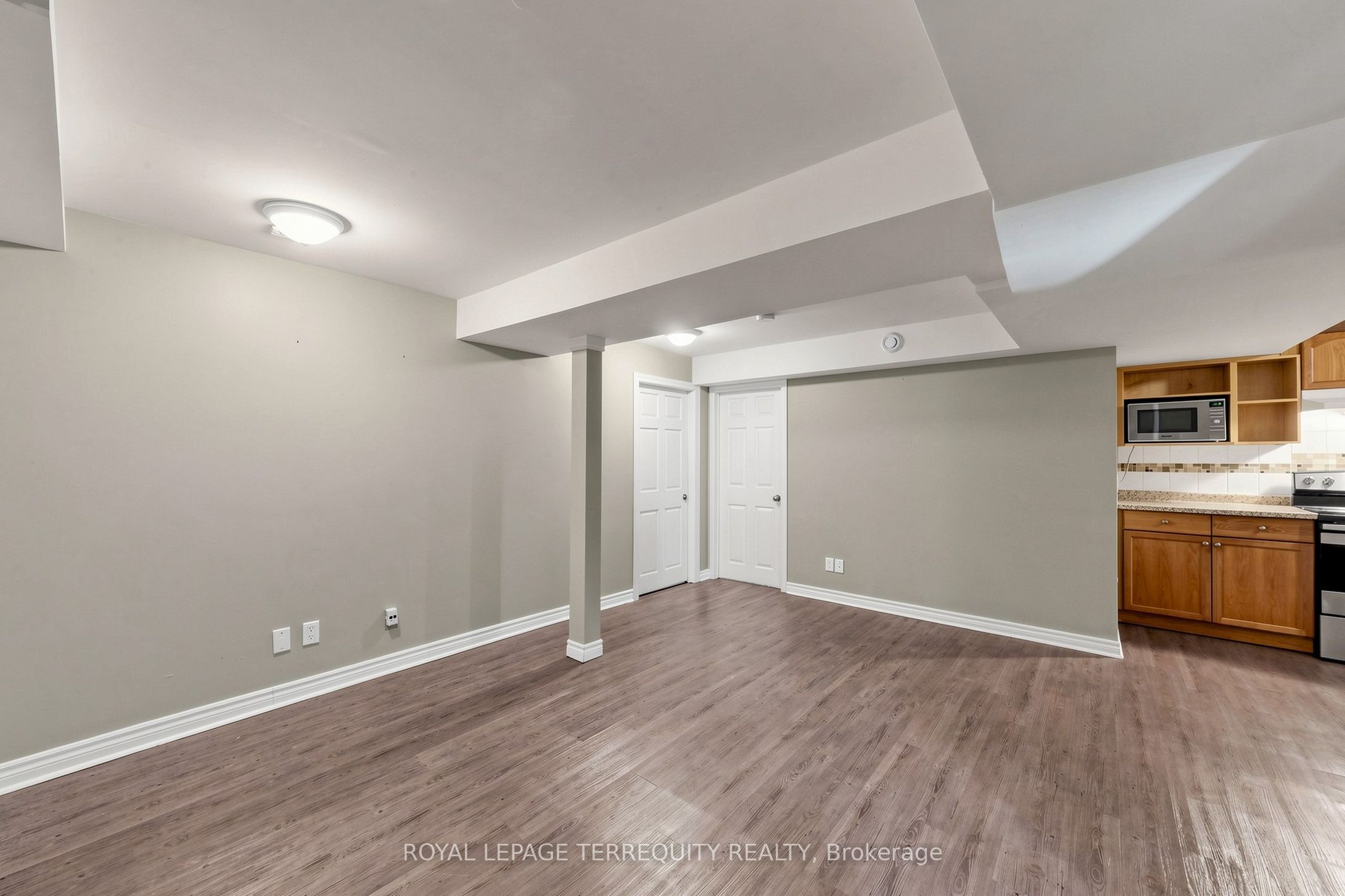 90 Brisdale Drive Basement Property Photo 6