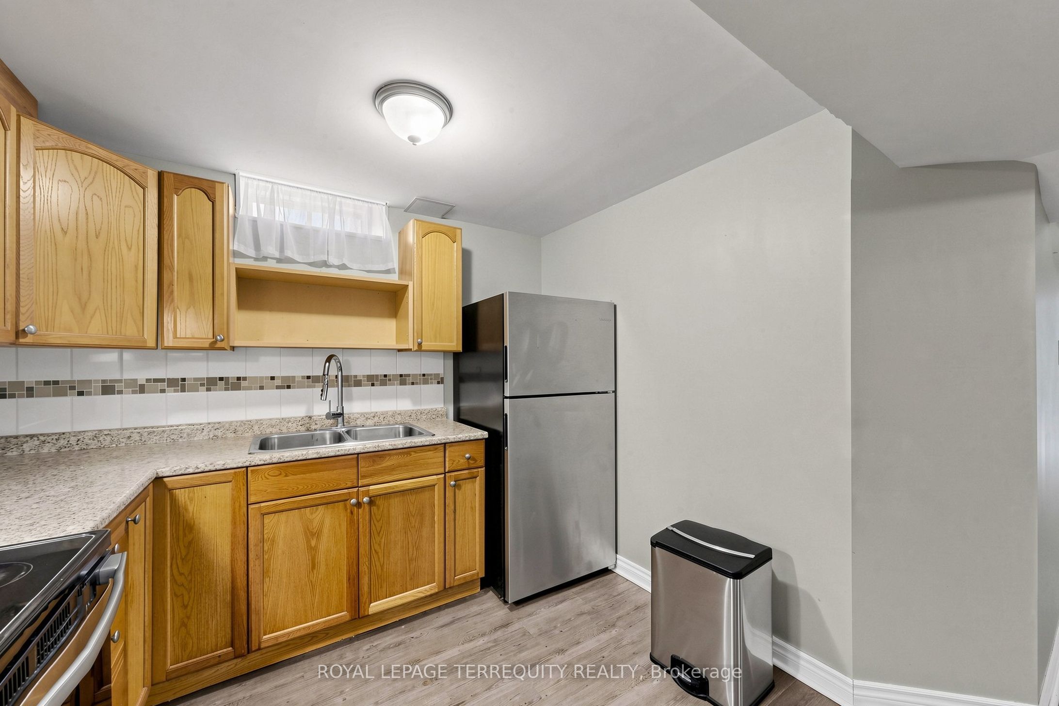 90 Brisdale Drive Basement Property Photo 10