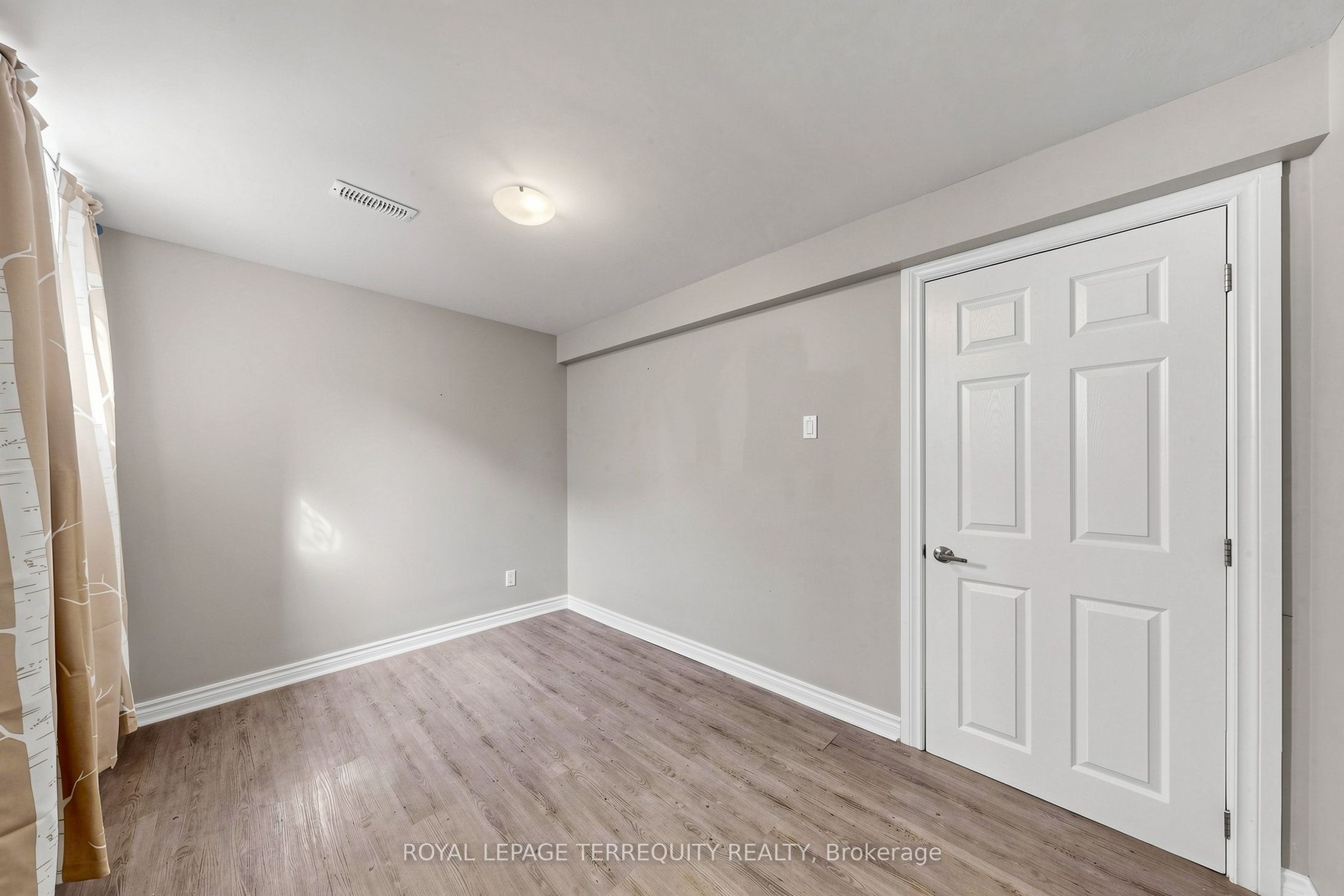 90 Brisdale Drive Basement Property Photo 11
