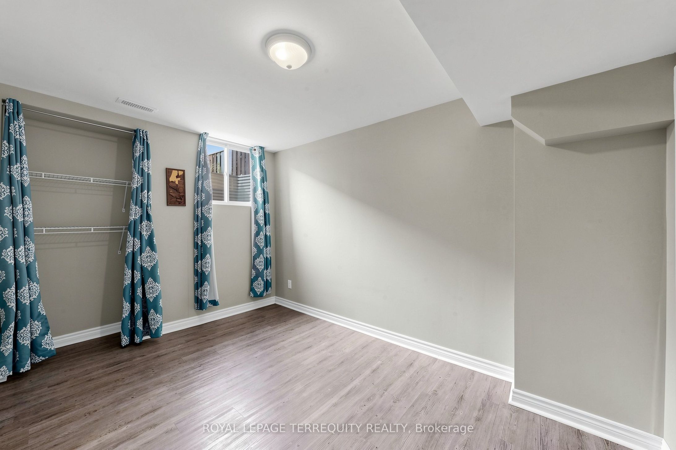 90 Brisdale Drive Basement Property Photo 15