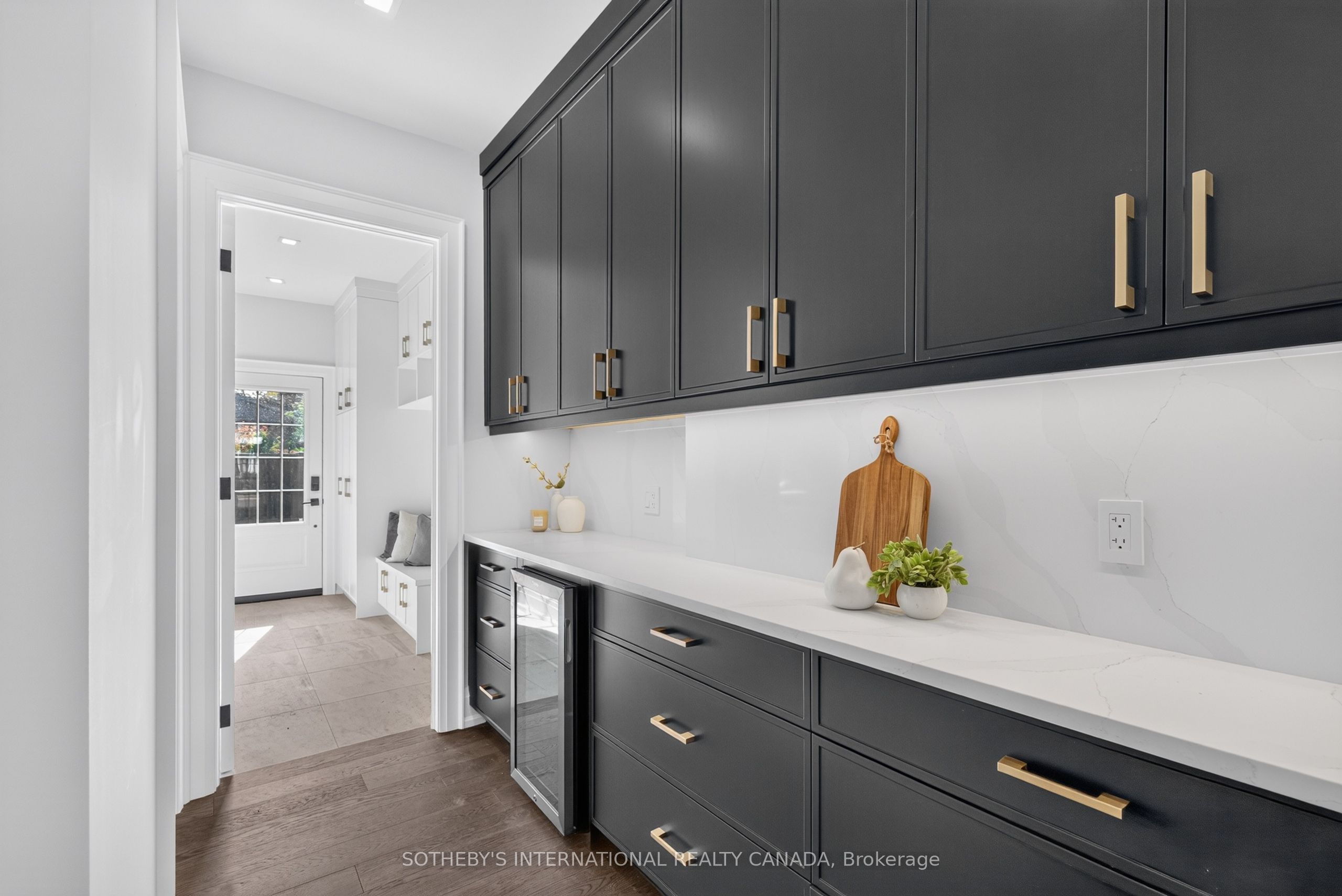 84 John Street Property Photo 19
