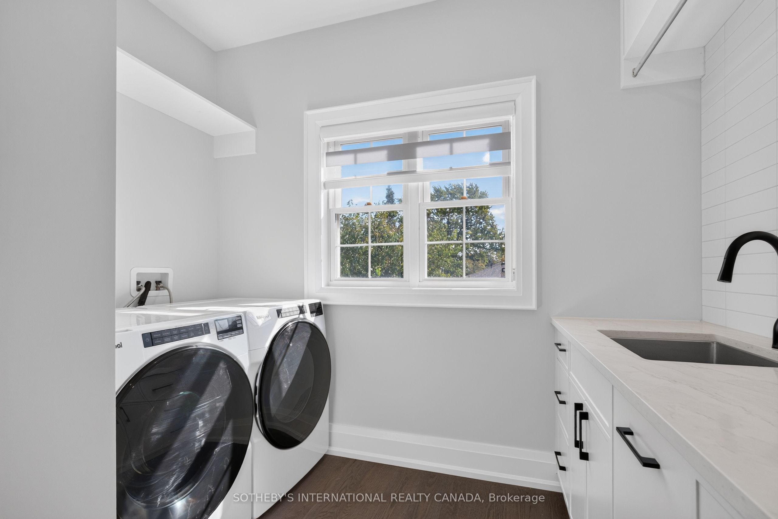 84 John Street Property Photo 37