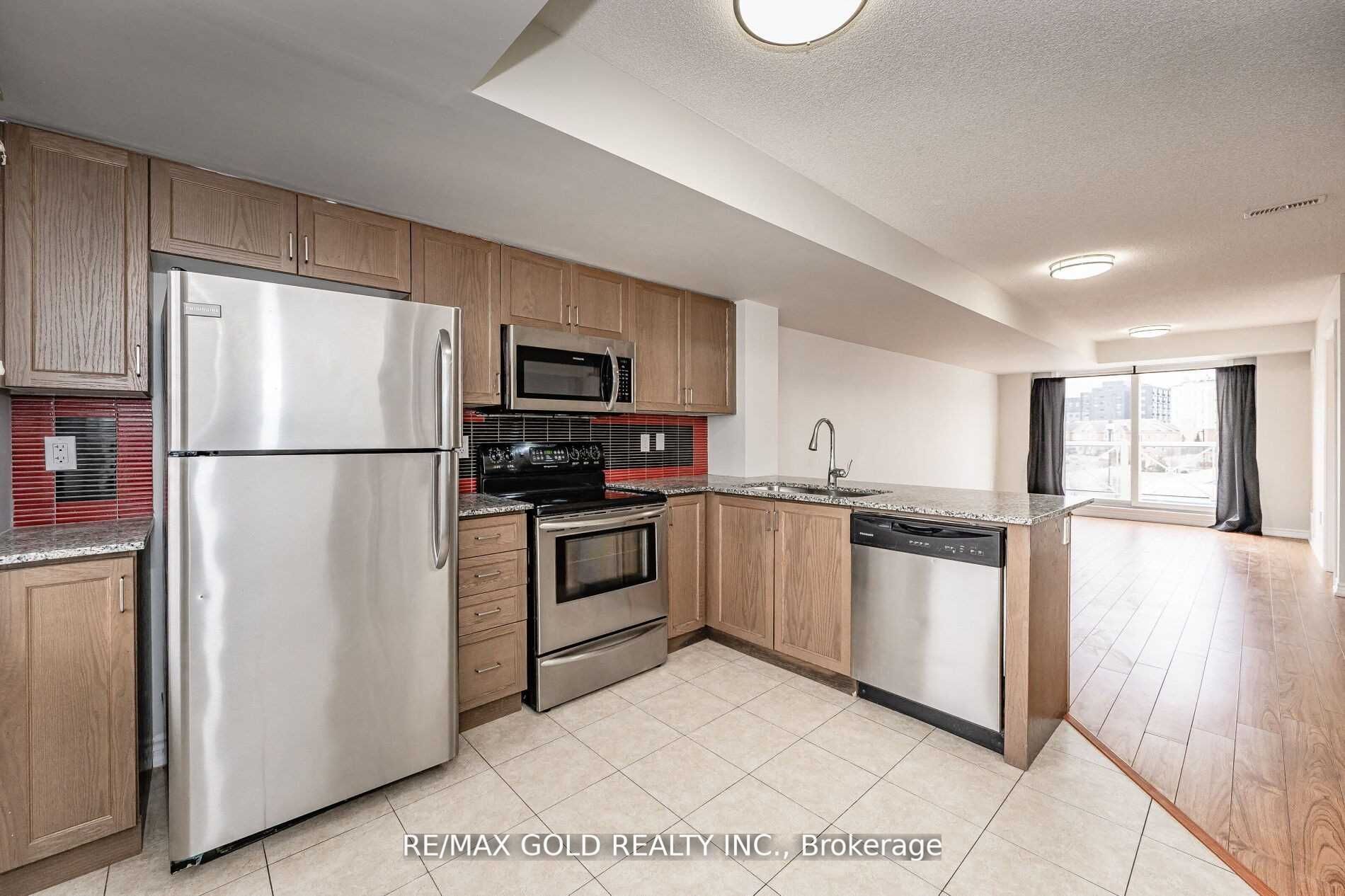 1380 Costigan Road #125 Property Photo 8