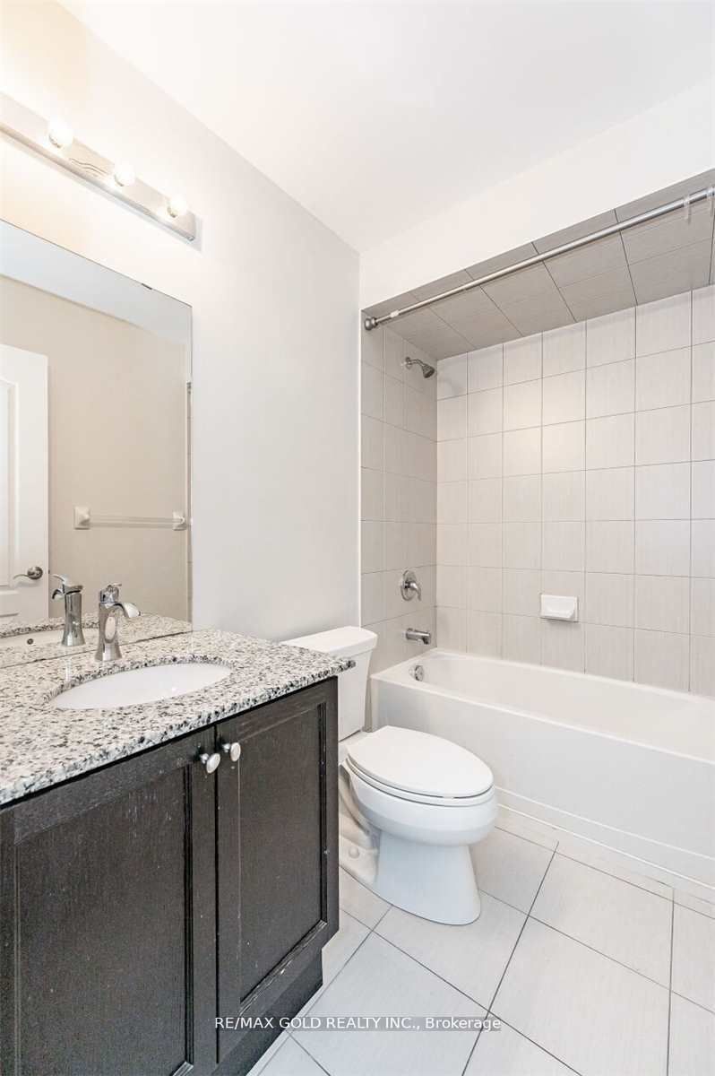 1380 Costigan Road #125 Property Photo 32