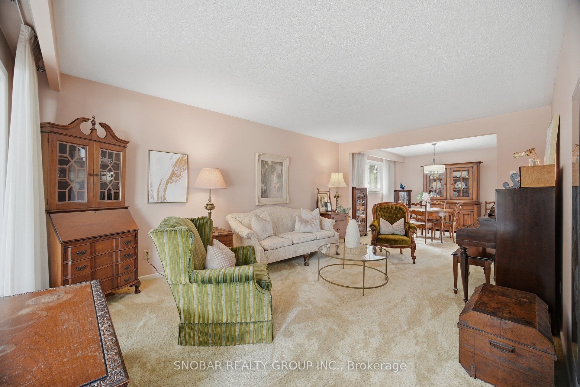 3206 Valmarie Avenue Property Photo 5