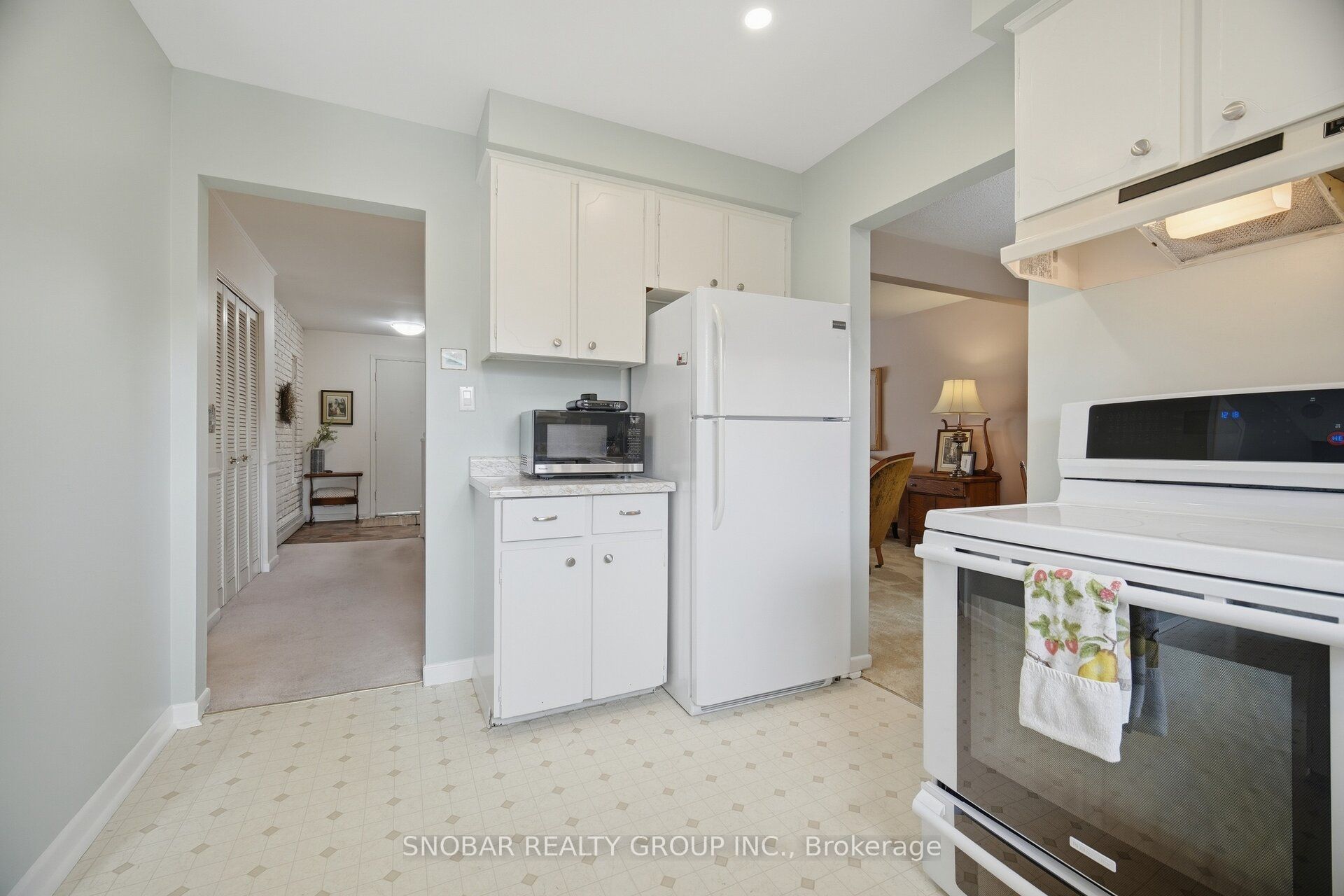 3206 Valmarie Avenue Property Photo 10