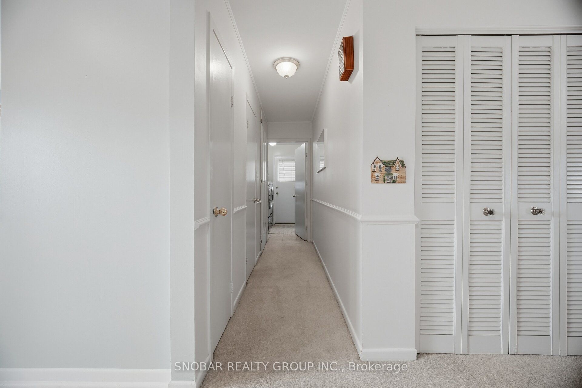 3206 Valmarie Avenue Property Photo 14