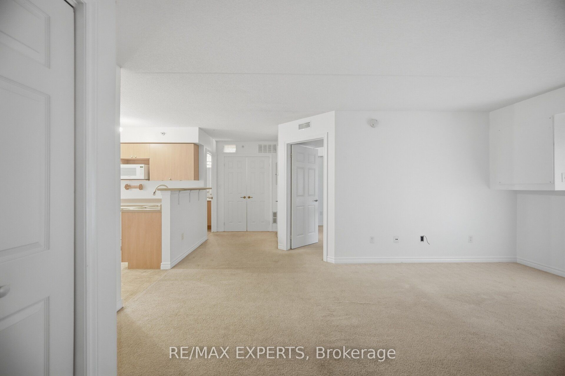 1491 Maple Avenue 206 Property Photo 8