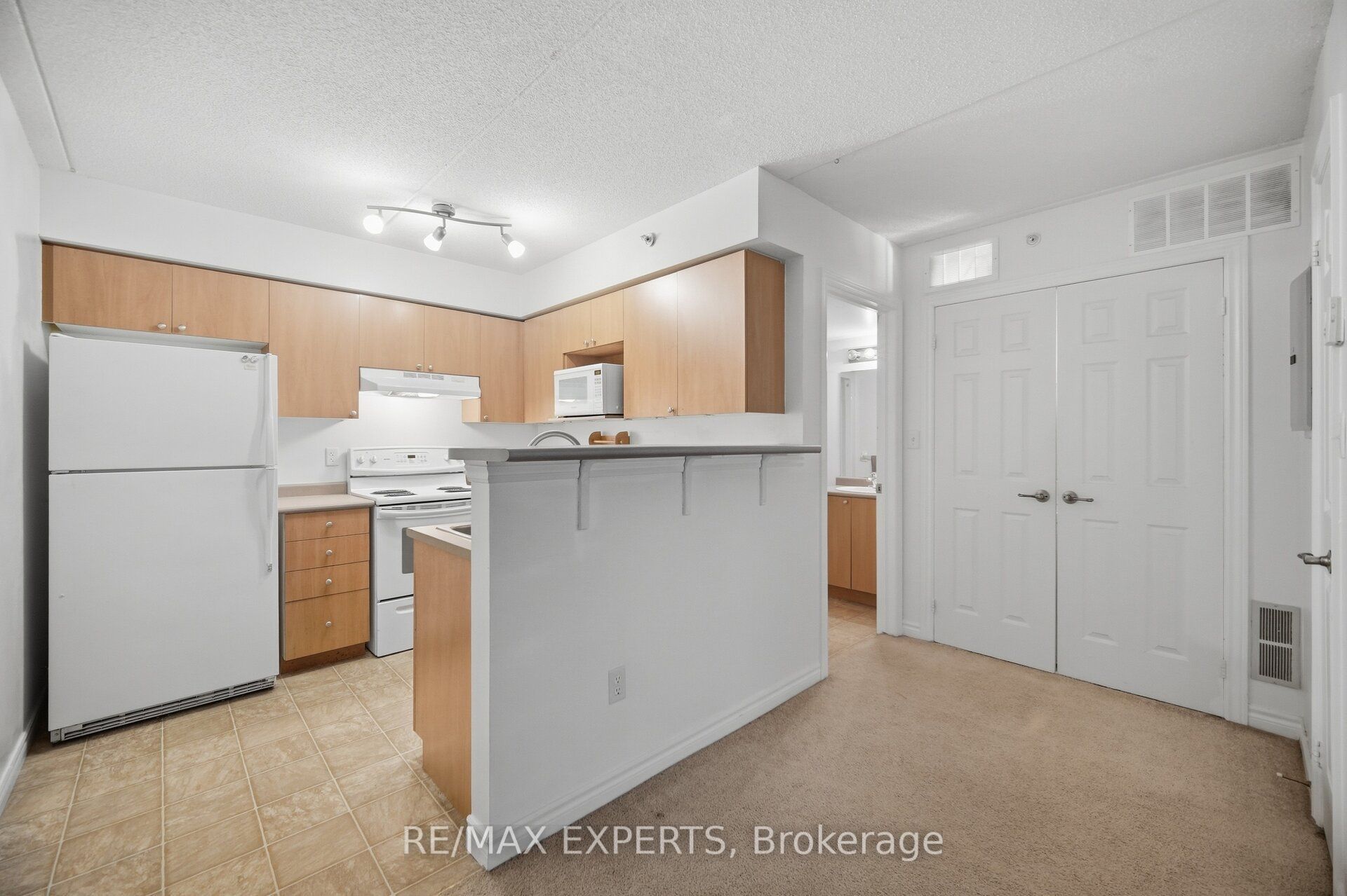 1491 Maple Avenue 206 Property Photo 12