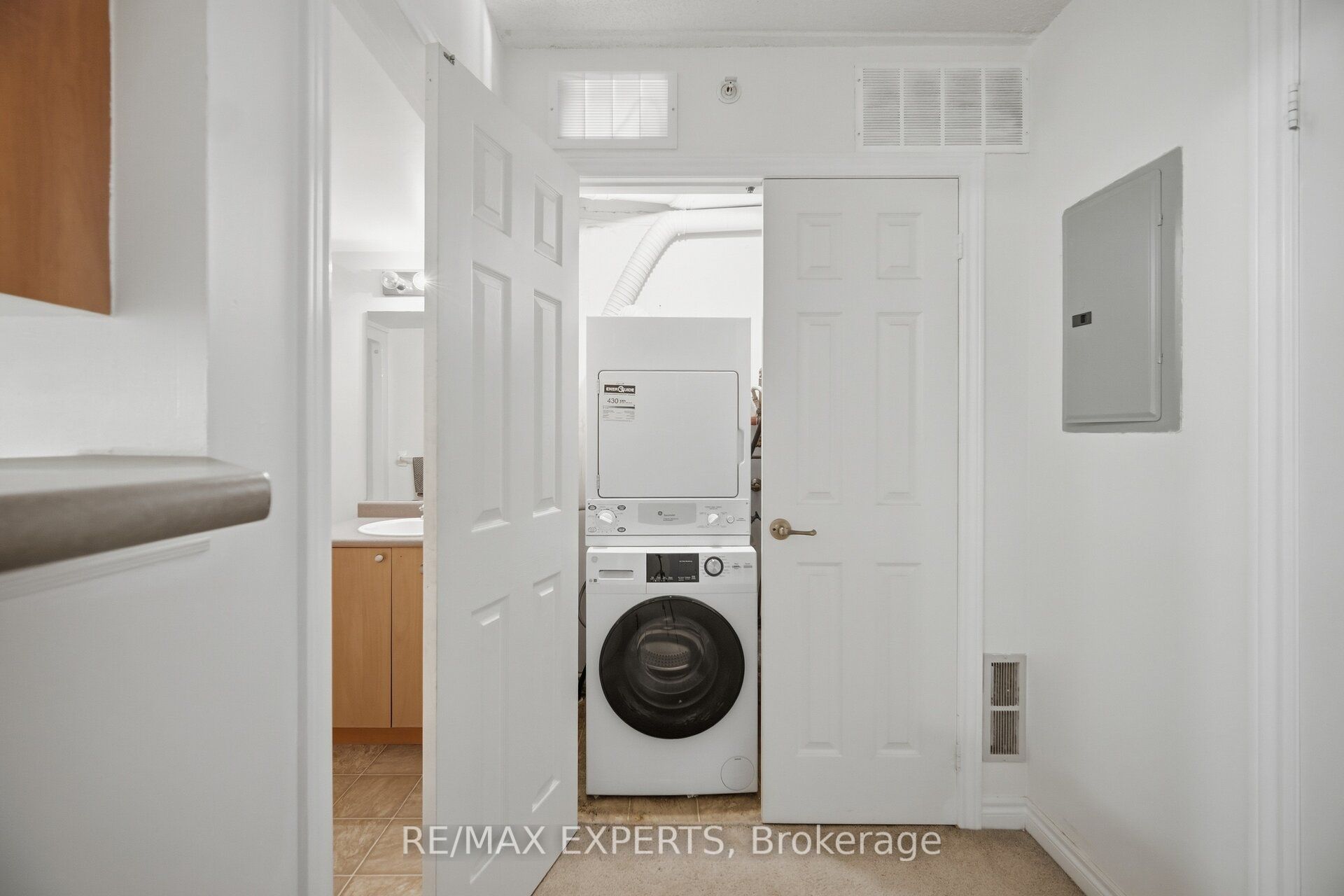 1491 Maple Avenue 206 Property Photo 22