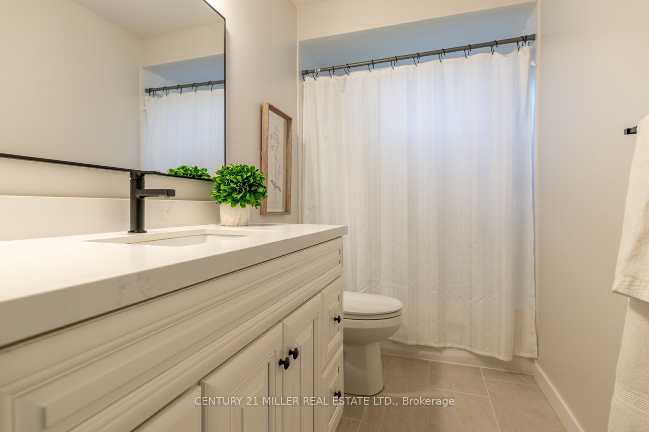 582 Strathcona Court Property Photo 19