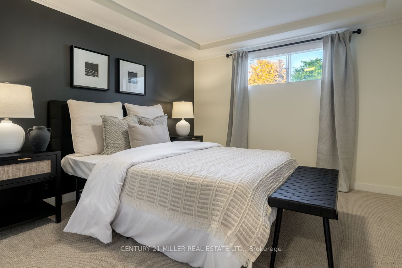 582 Strathcona Court Property Photo 27