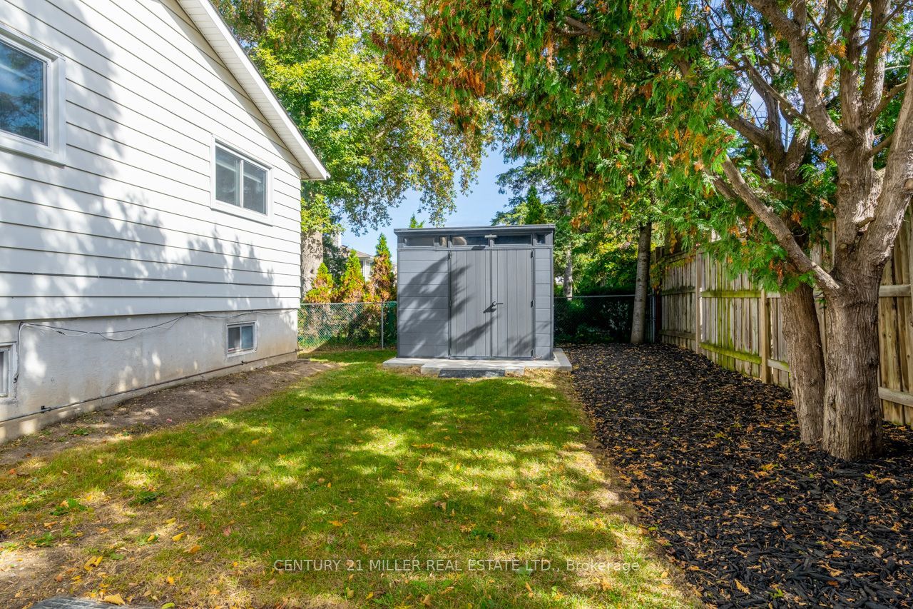 582 Strathcona Court Property Photo 34