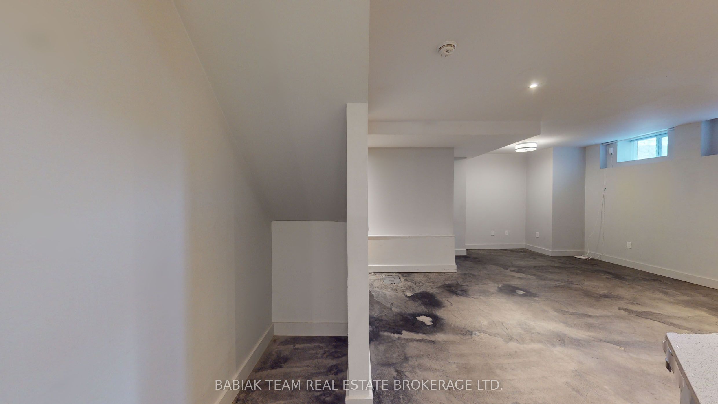 187 Jane Street B2 Property Photo 10