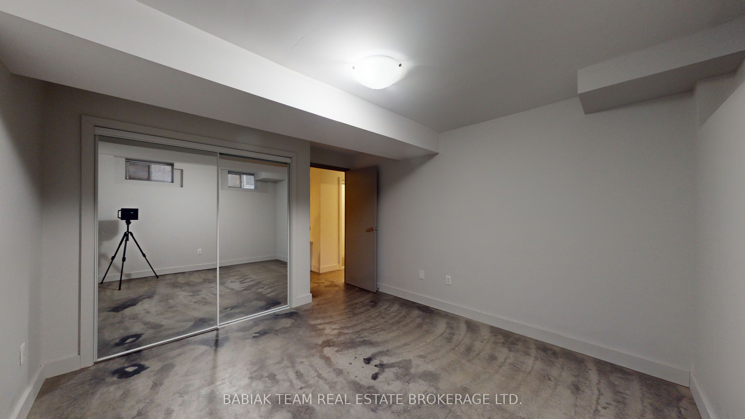 187 Jane Street B2 Property Photo 18