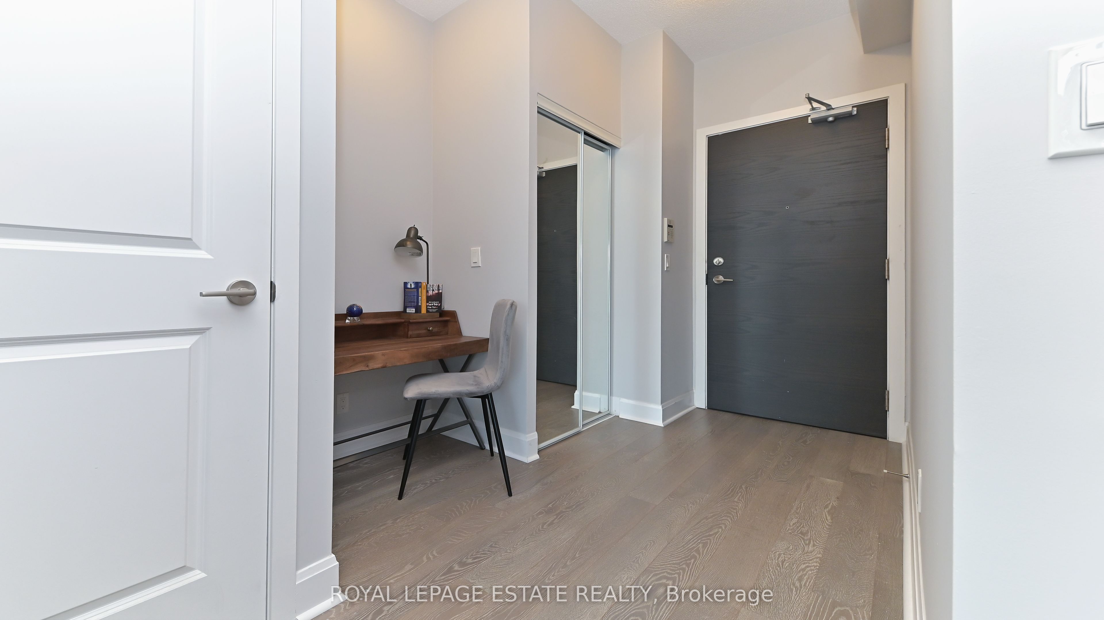 33 Shore Breeze Drive 2901 Property Photo 8