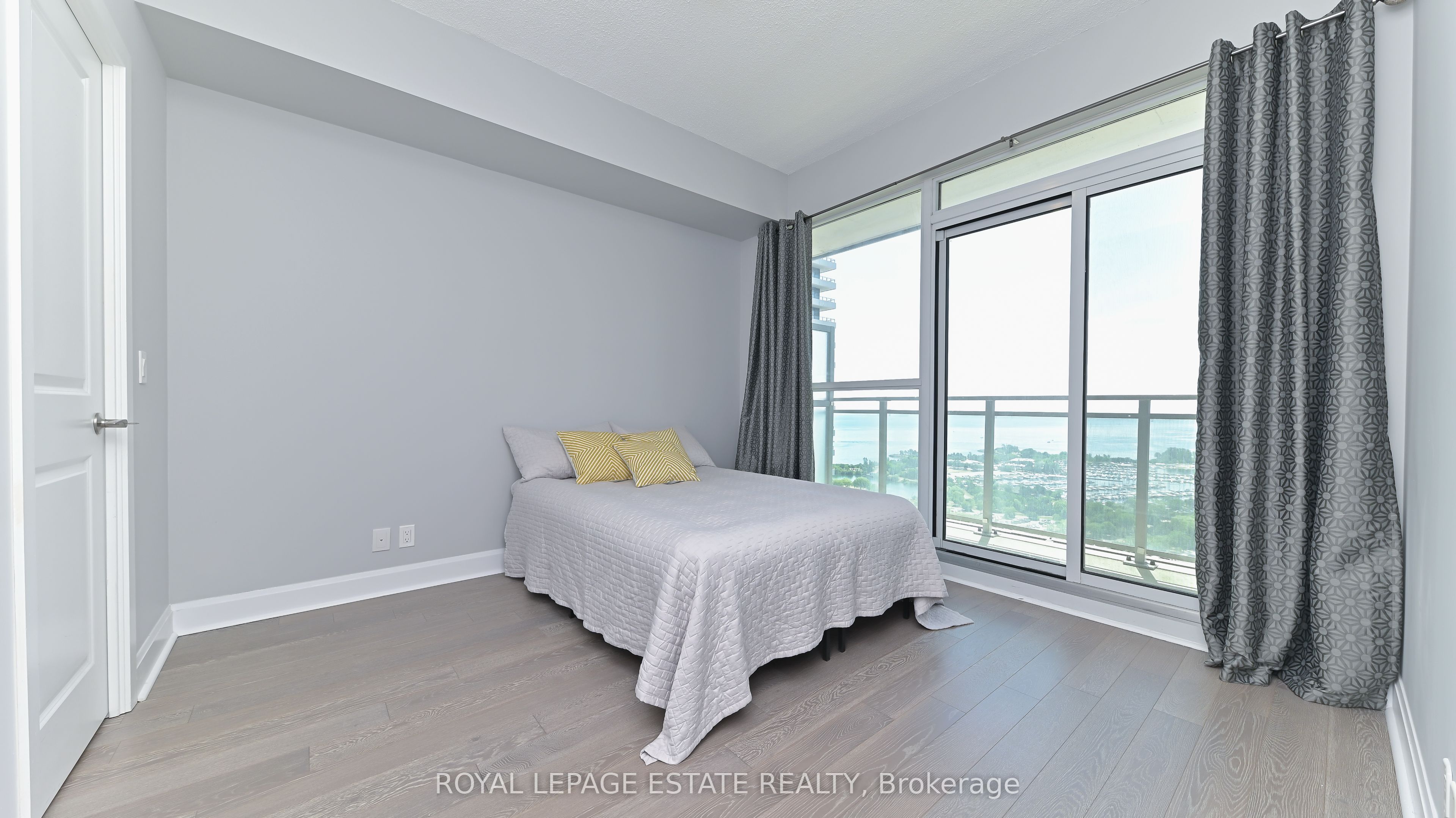 33 Shore Breeze Drive 2901 Property Photo 11