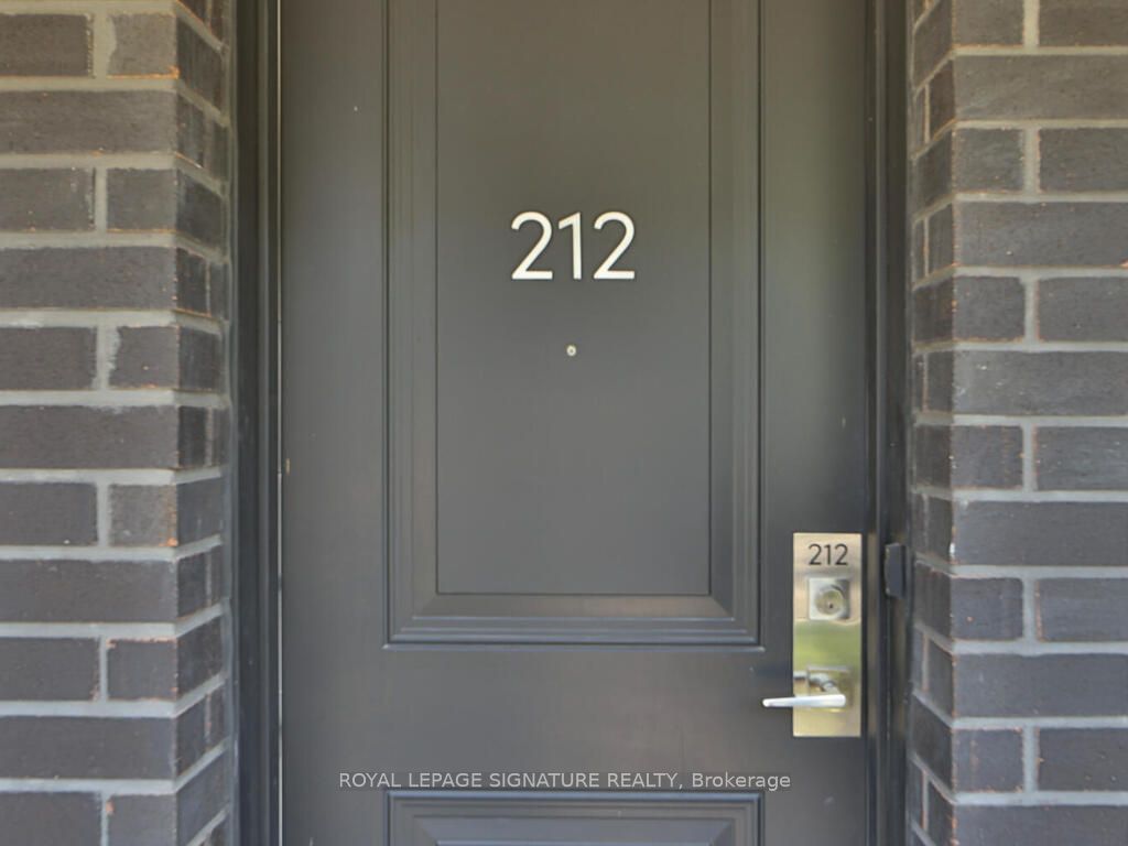 652 Cricklewood Drive 212 Property Photo 6