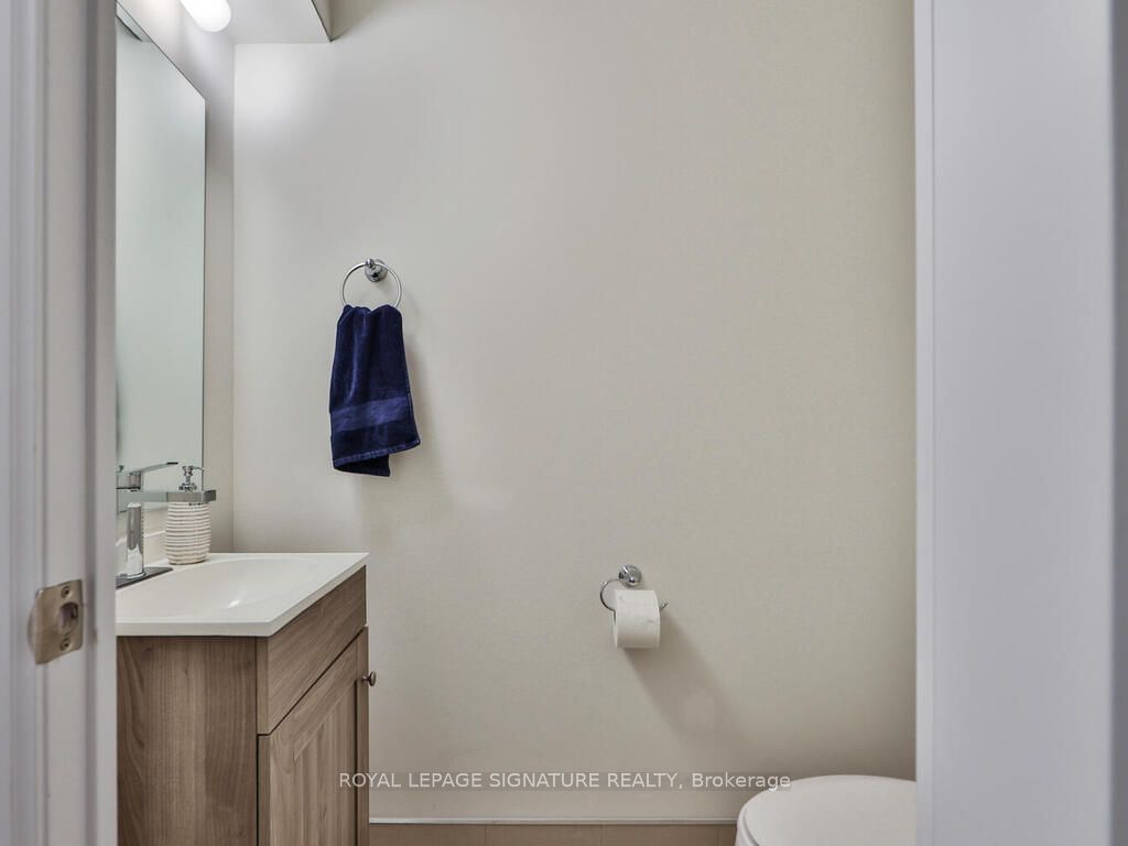652 Cricklewood Drive 212 Property Photo 21