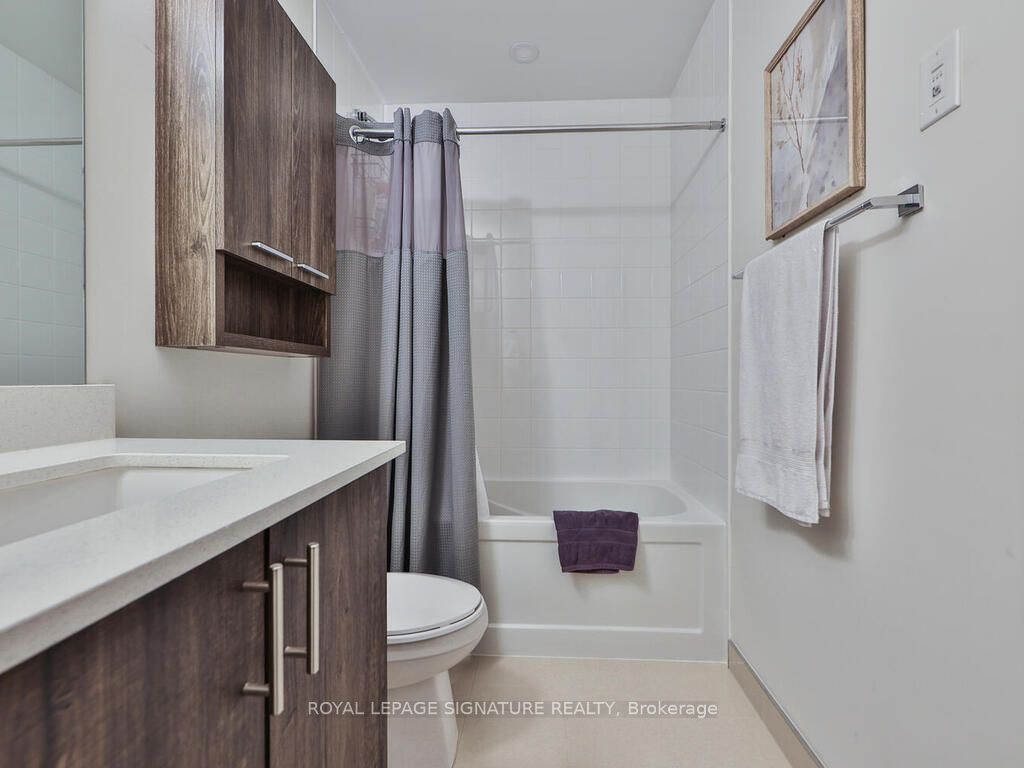 652 Cricklewood Drive 212 Property Photo 26