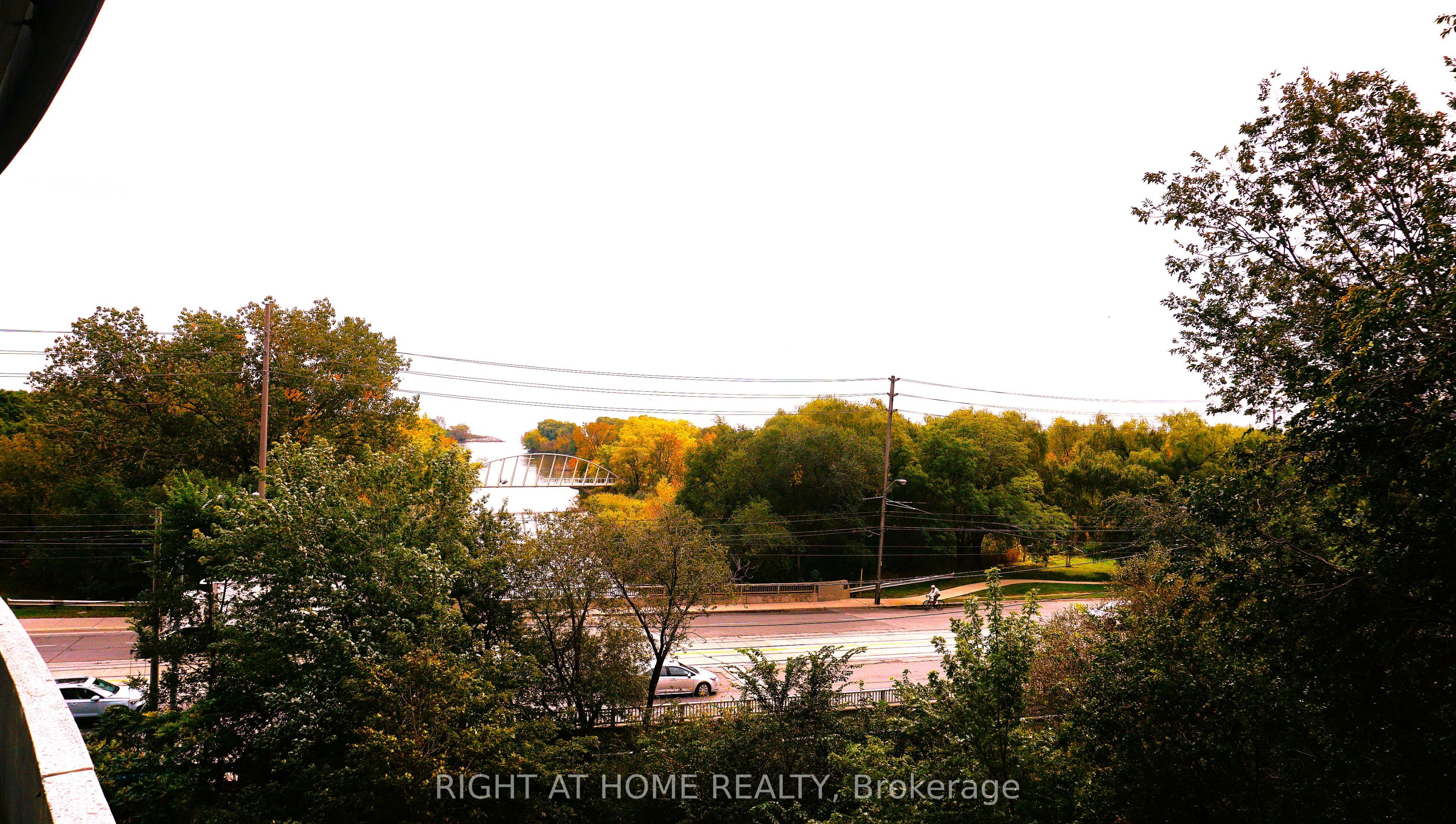 2212 Lake Shore Boulevard W 502 Property Photo 1