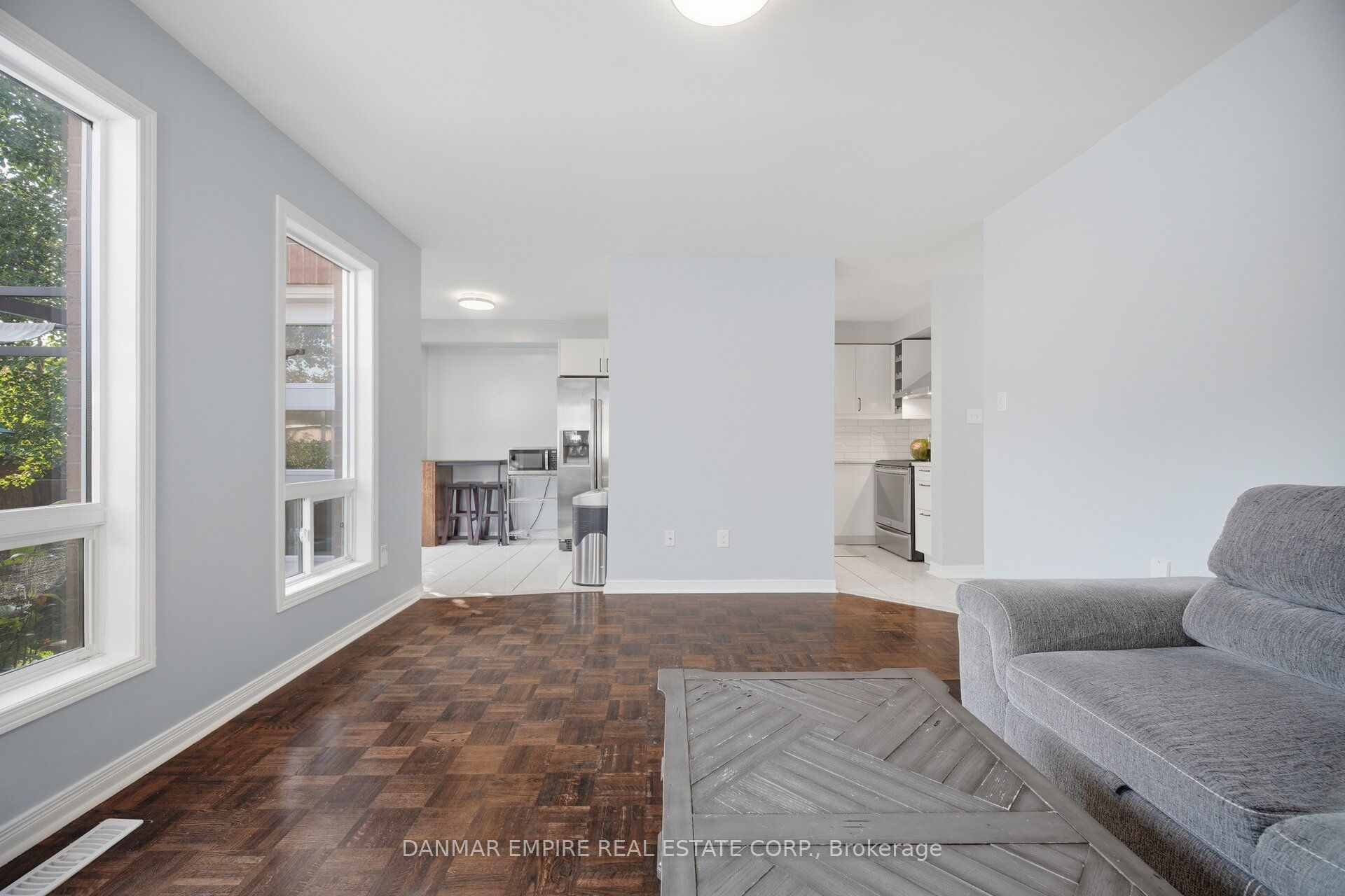 658 Julia Avenue Property Photo 12