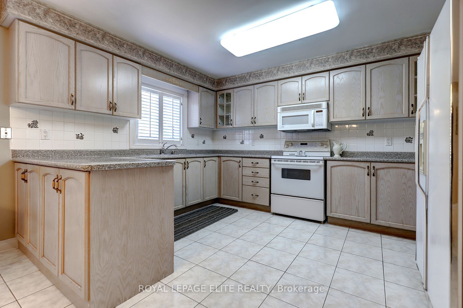5 Pinecone Way E Property Photo 16