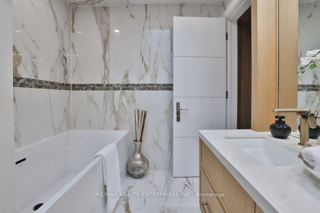 47 Thirteenth Street Property Photo 26