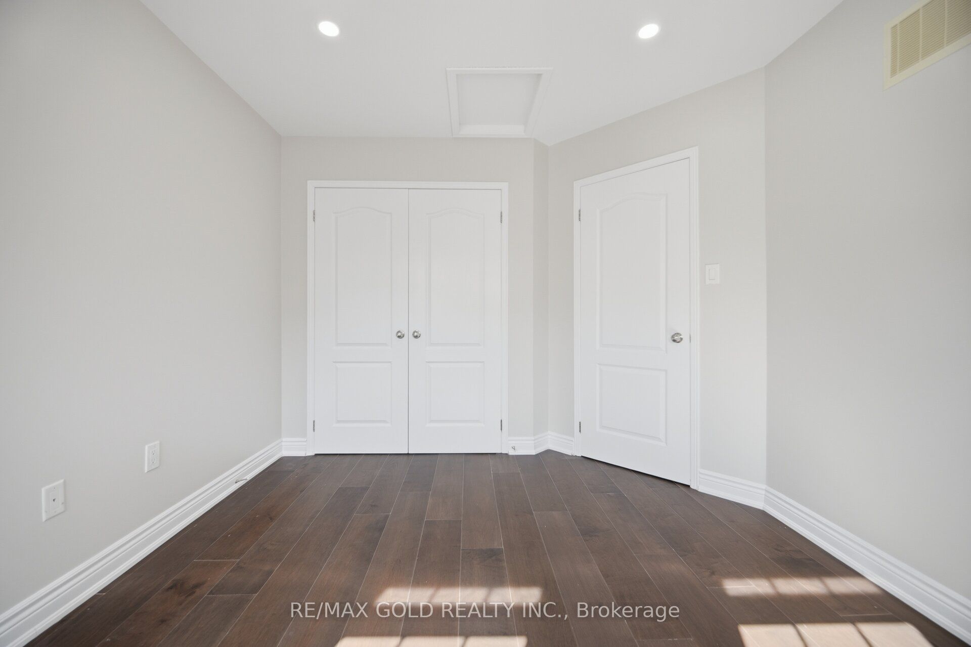 55 Loftsmore Drive Property Photo 35