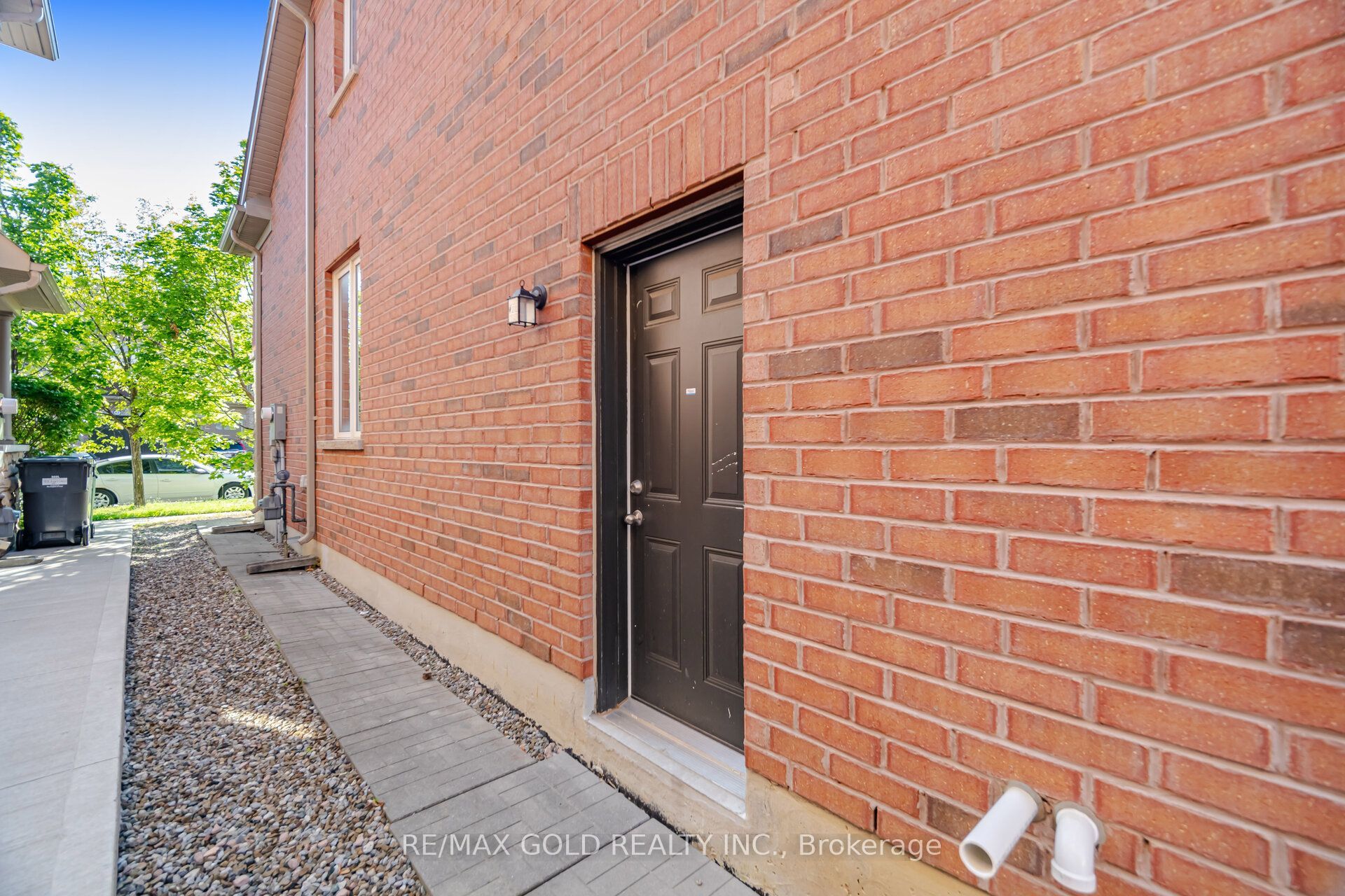 55 Loftsmoor Drive Property Photo 45