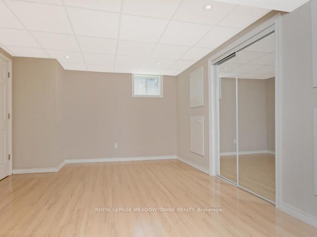 960 Philbrook Drive Lower Property Photo 8
