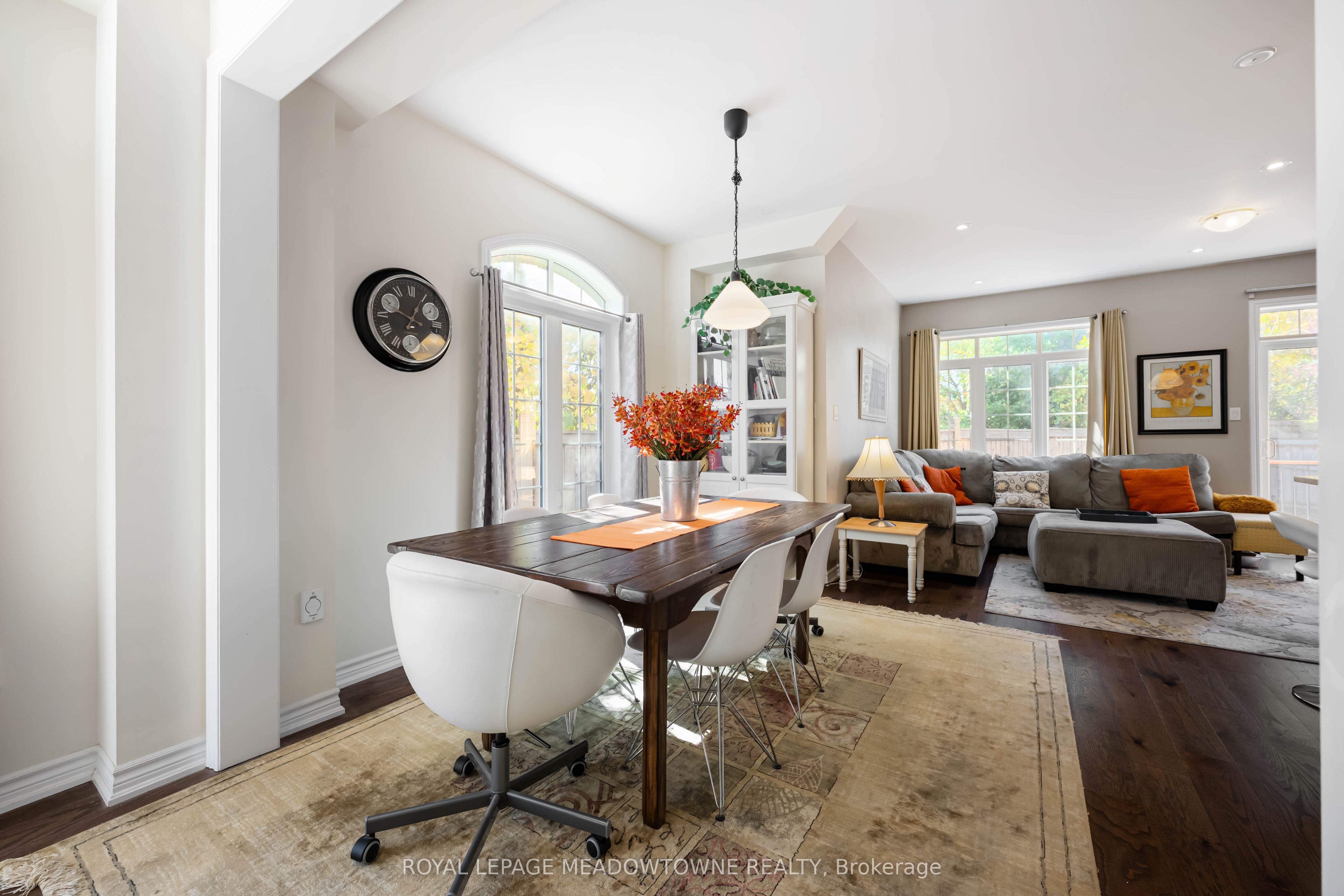 16 Ridgegate Crescent Property Photo 18