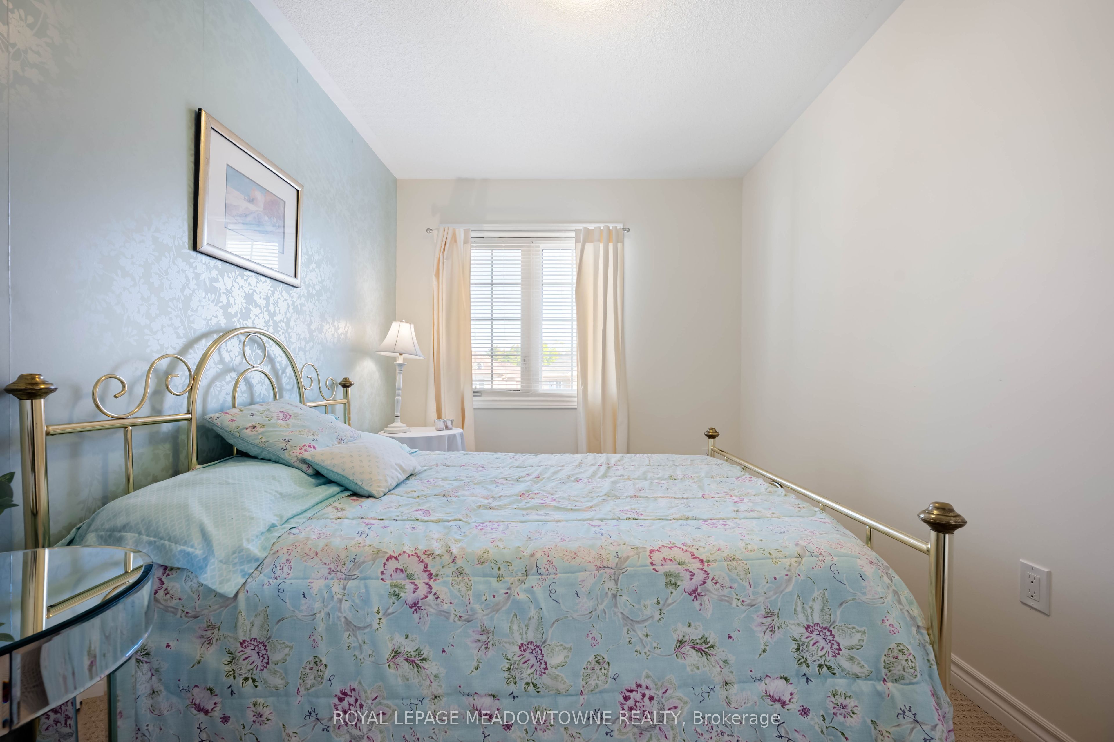16 Ridgegate Crescent Property Photo 38