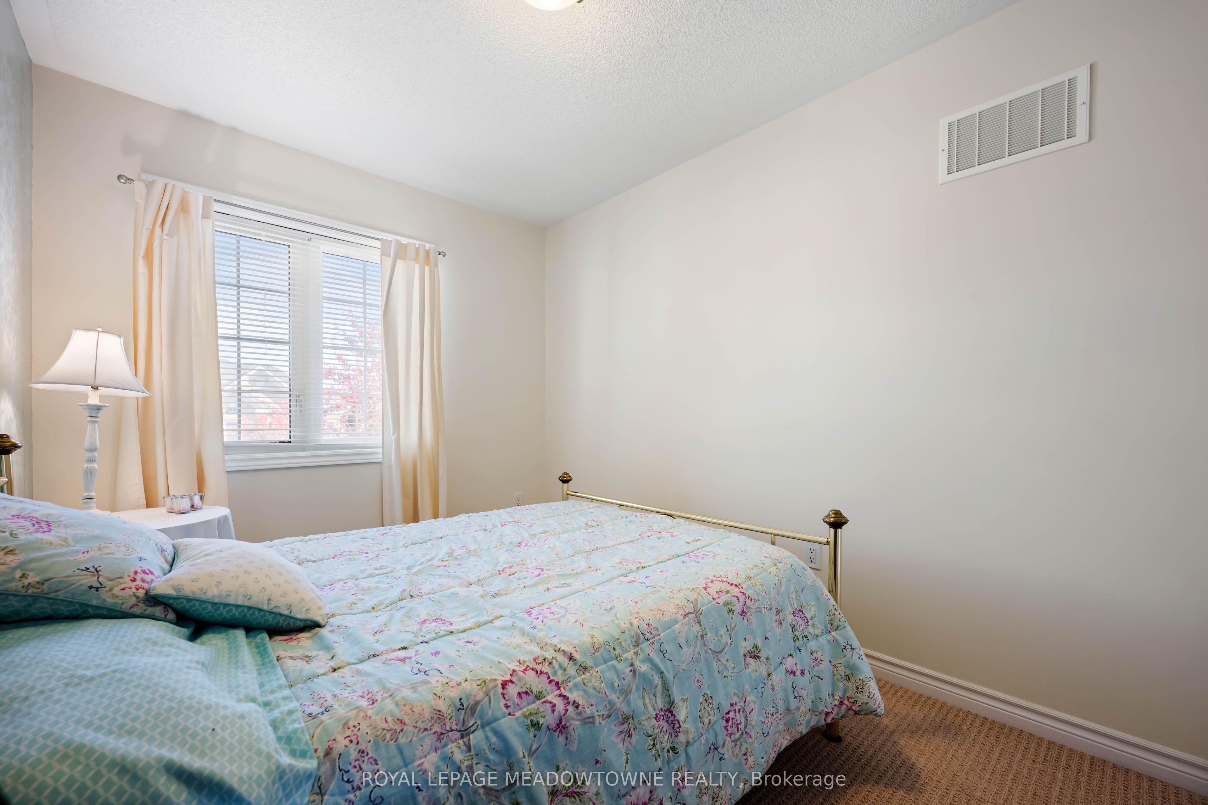 16 Ridgegate Crescent Property Photo 39
