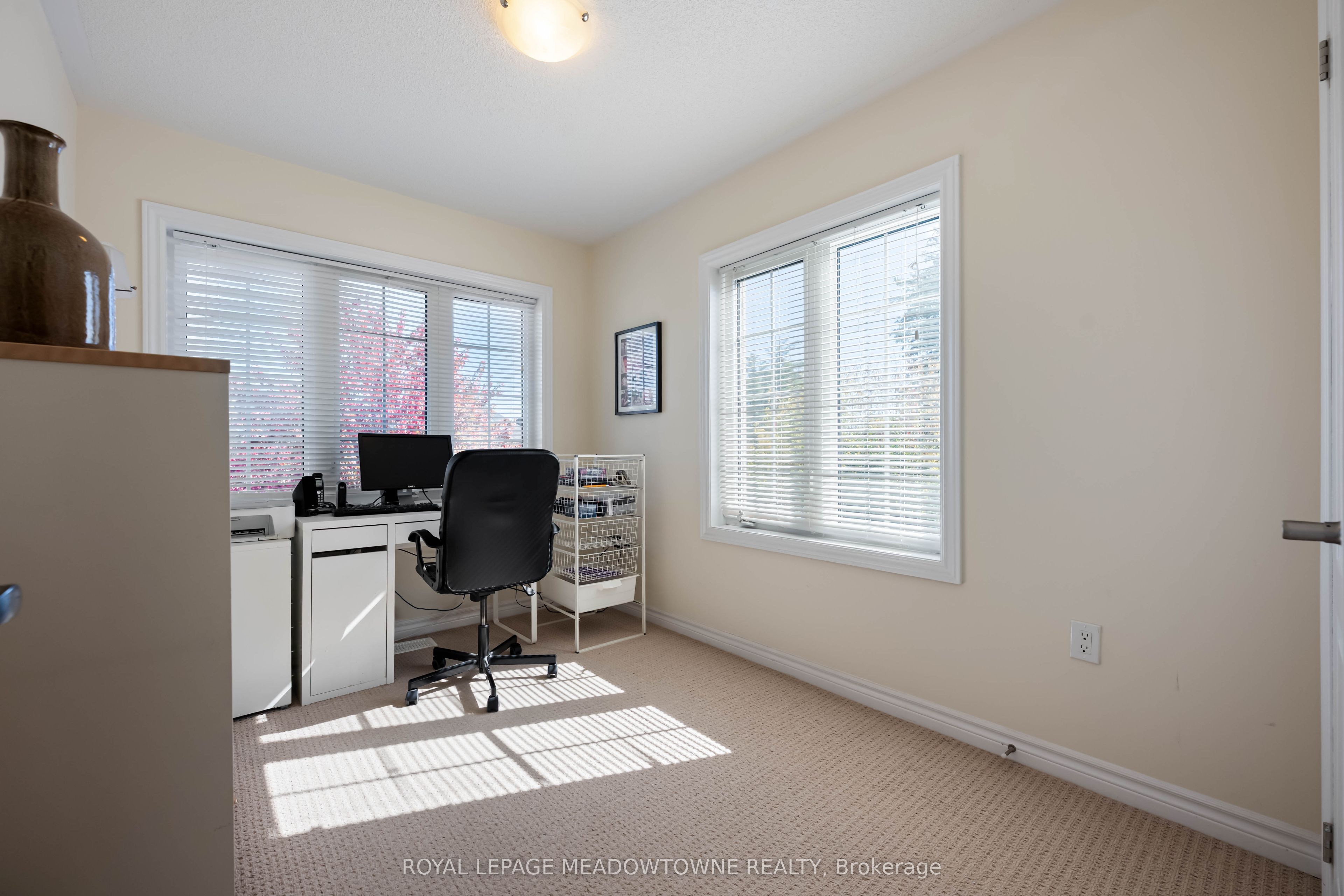 16 Ridgegate Crescent Property Photo 41