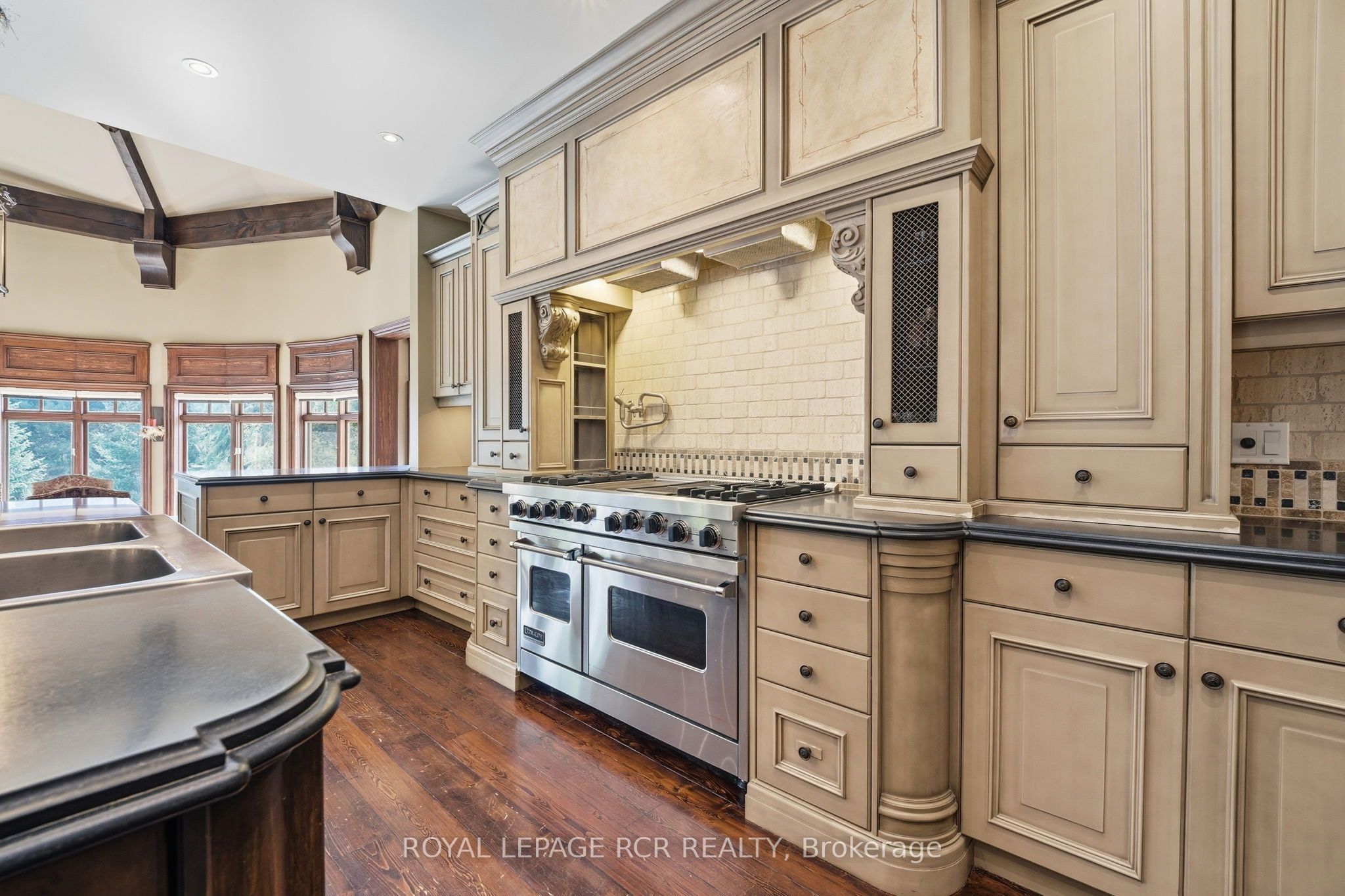 7735 Old Church Road Property Photo 11