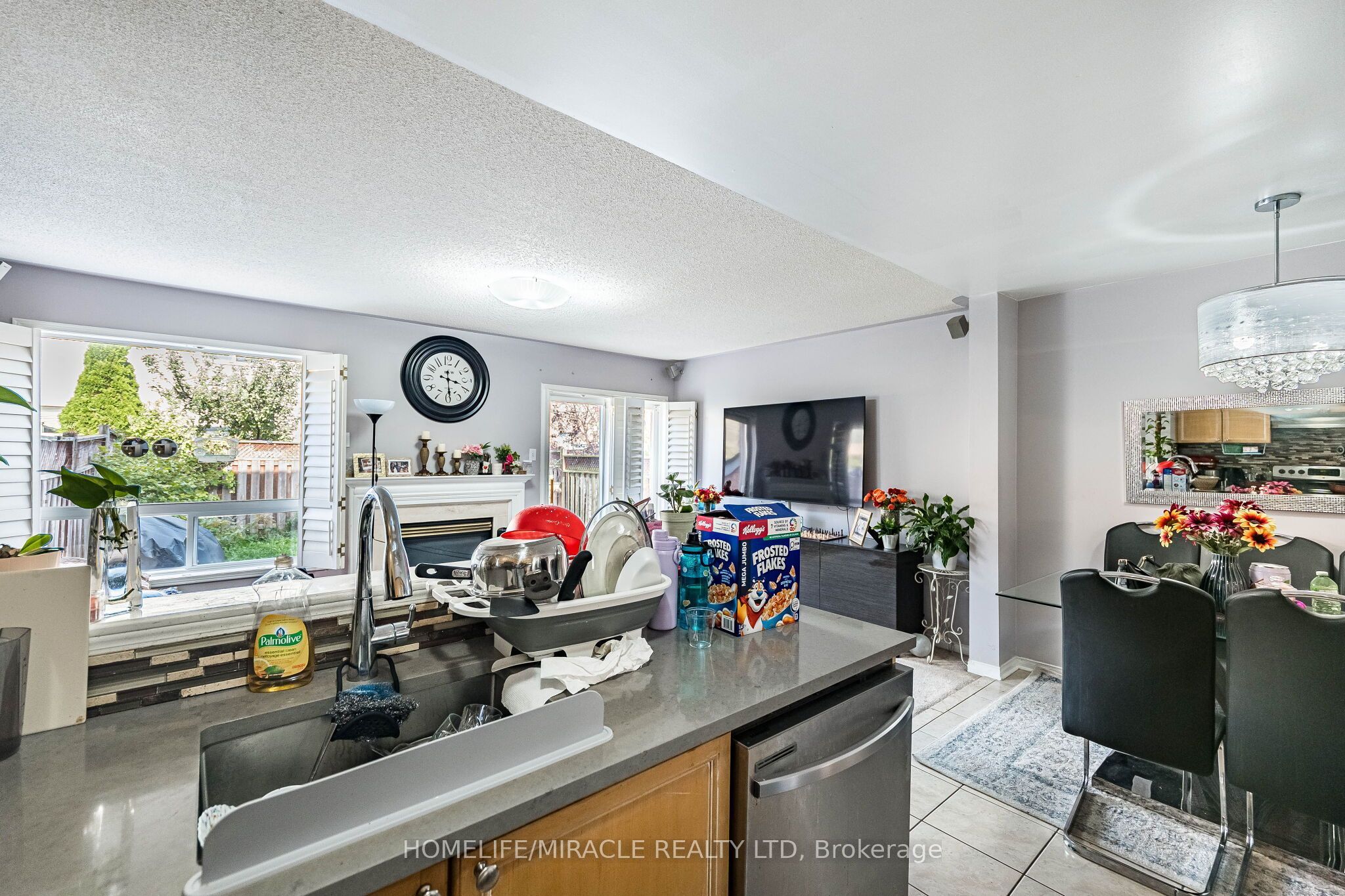 5881 Delle Donne Drive Property Photo 19