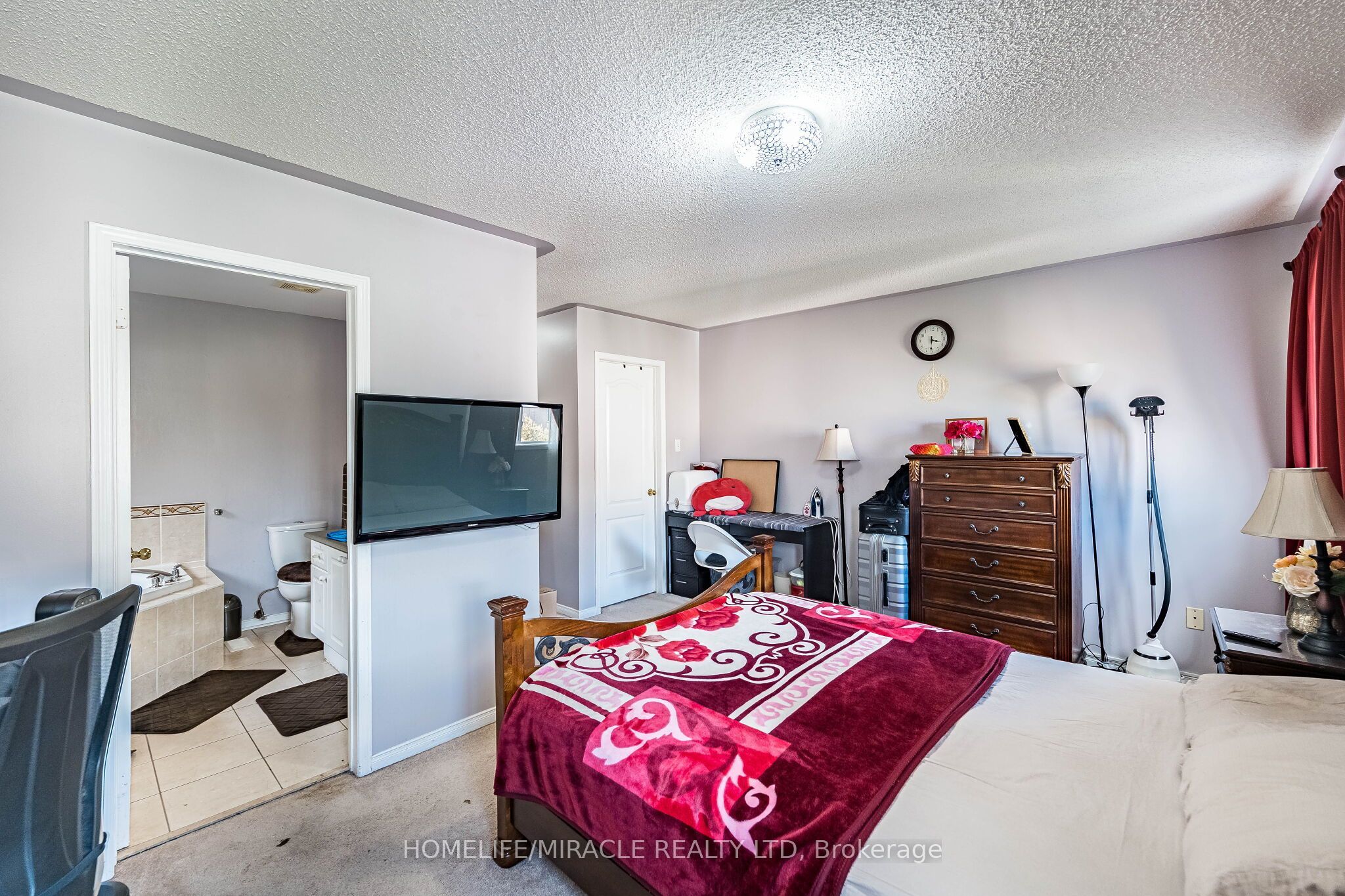 5881 Delle Donne Drive Property Photo 25