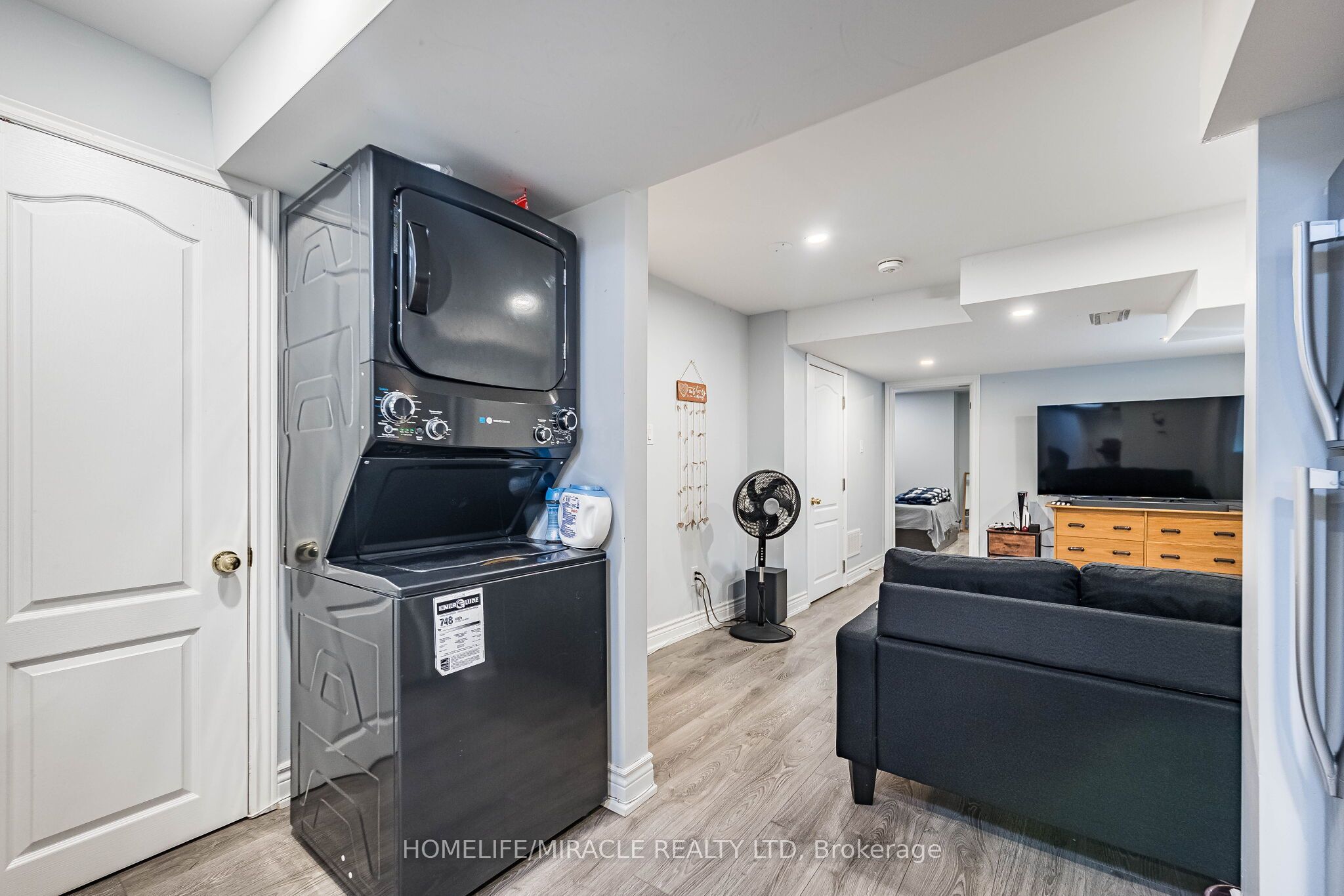 5881 Delle Donne Drive Property Photo 40