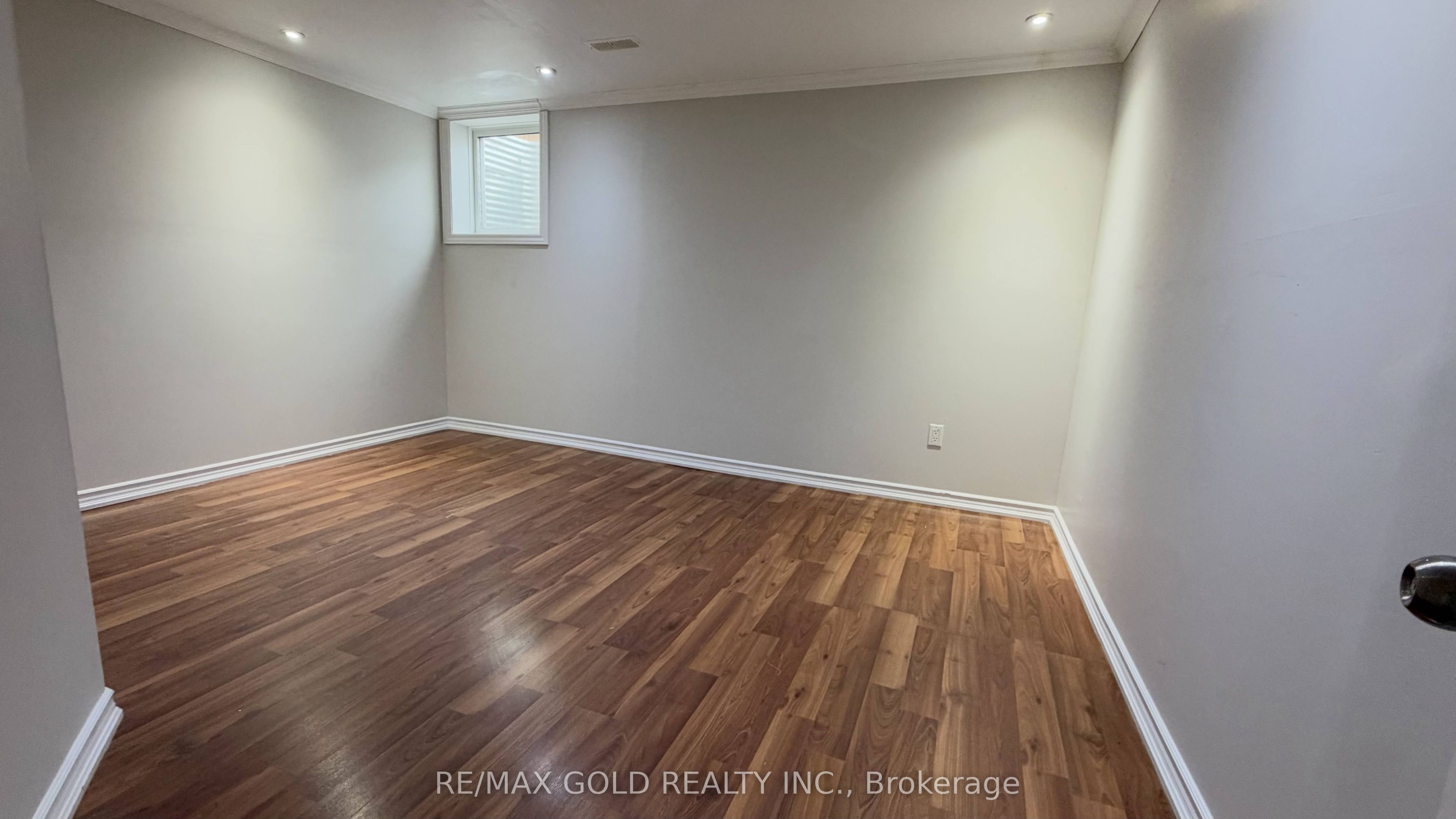 244 Brisdale Drive Property Photo 5